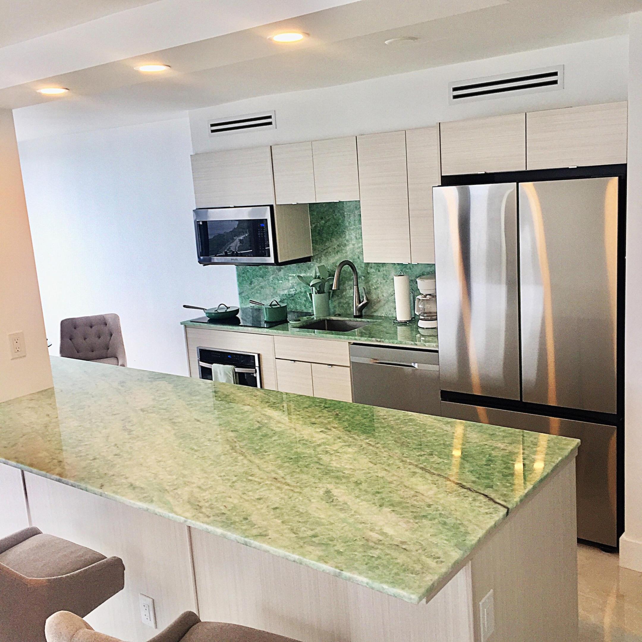 5550 N Ocean Drive 22b