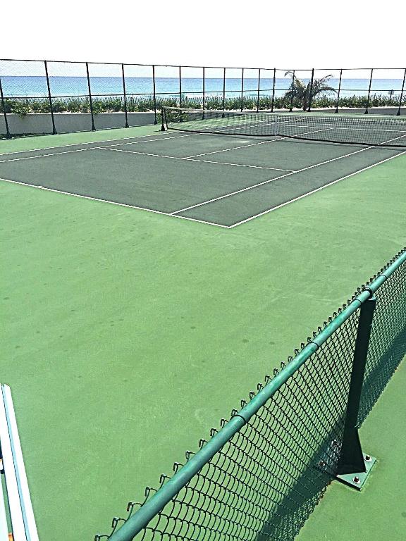 5550 N Ocean Drive 22b