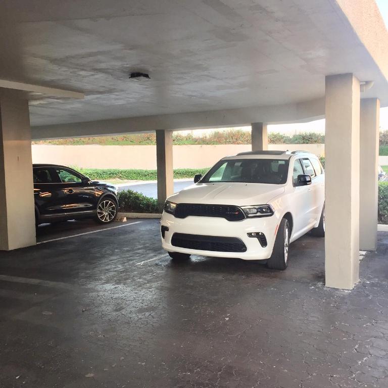 5550 N Ocean Drive 22b