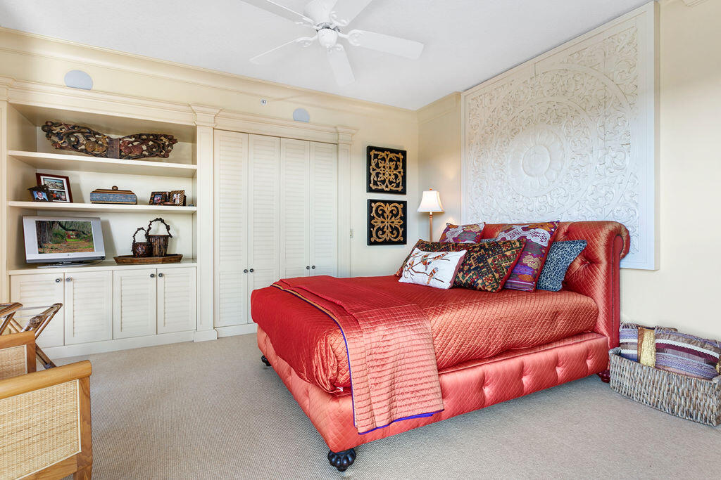 3920 N Ocean Drive 6a