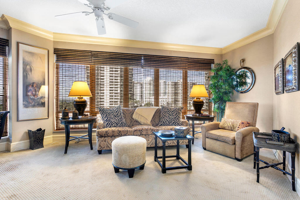 3920 N Ocean Drive 6a