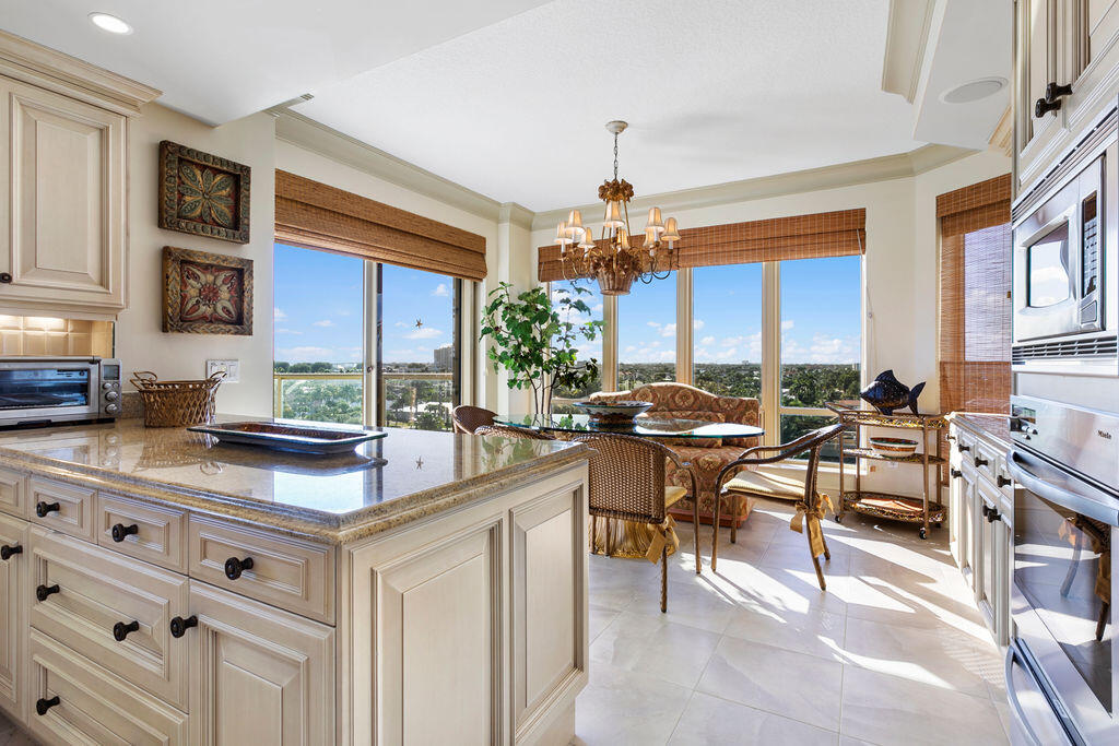 3920 N Ocean Drive 6a