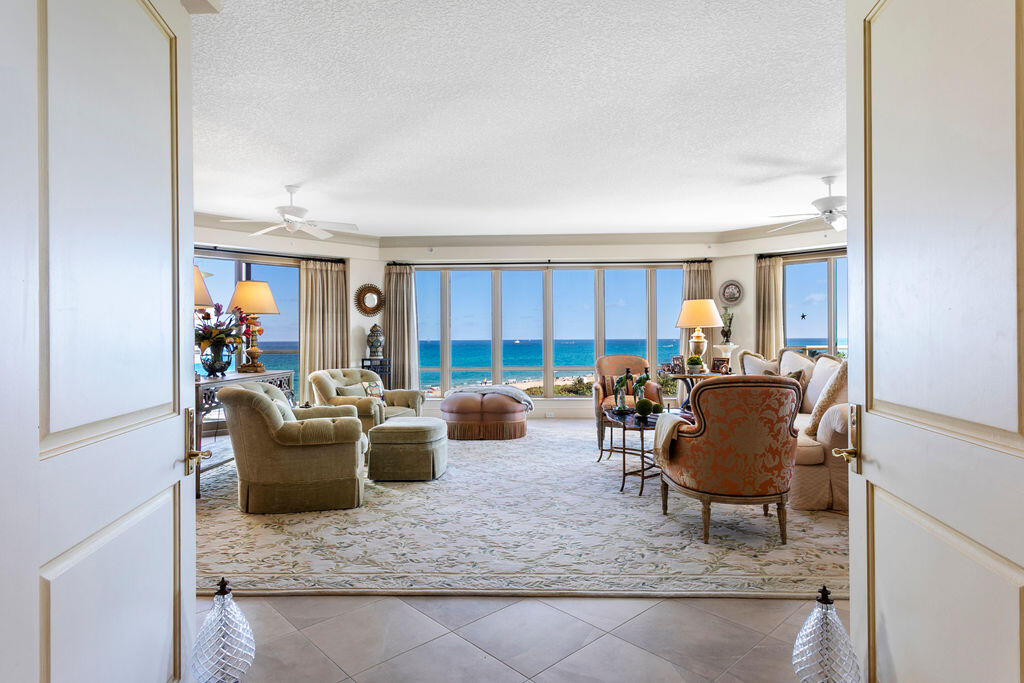 3920 N Ocean Drive 6a