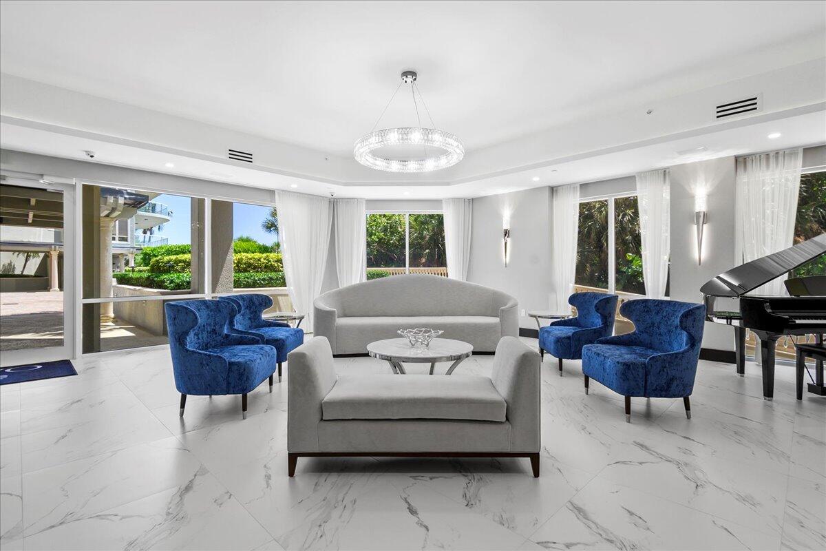 3920 N Ocean Drive 6a