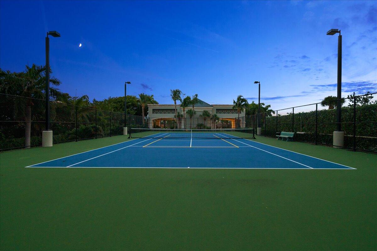 3920 N Ocean Drive 6a