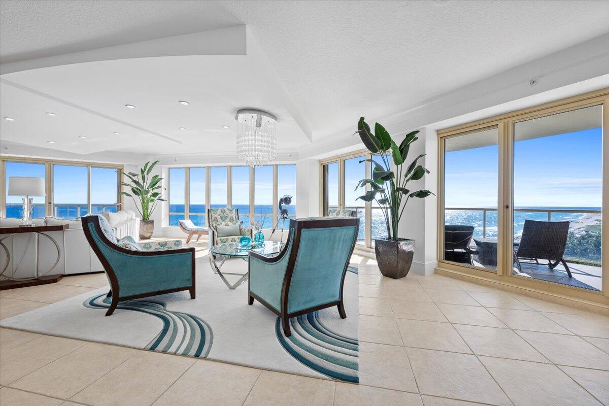 3920 N Ocean Drive 11b