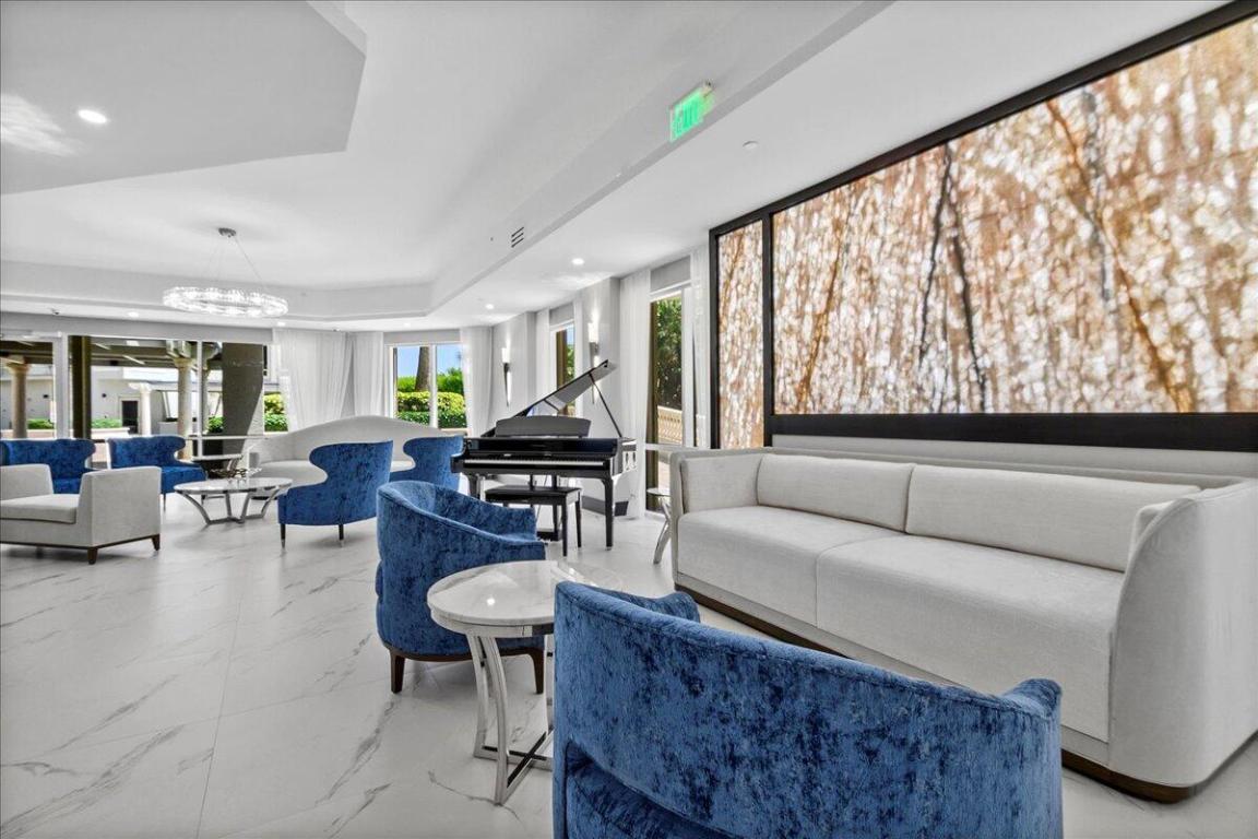 3920 N Ocean Drive 11b