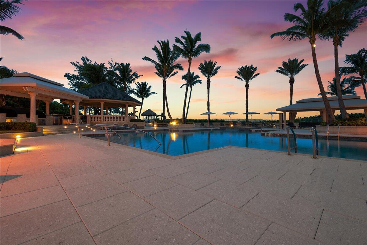 3920 N Ocean Drive 11b