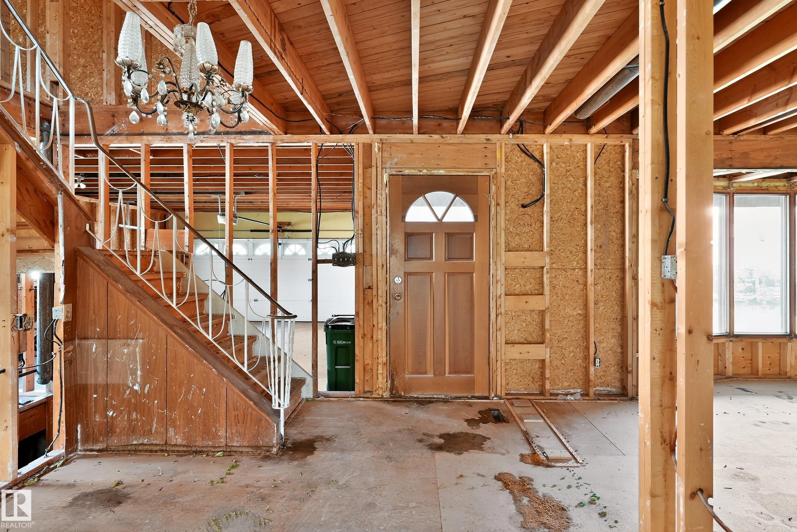 240 WESTRIDGE RD NW