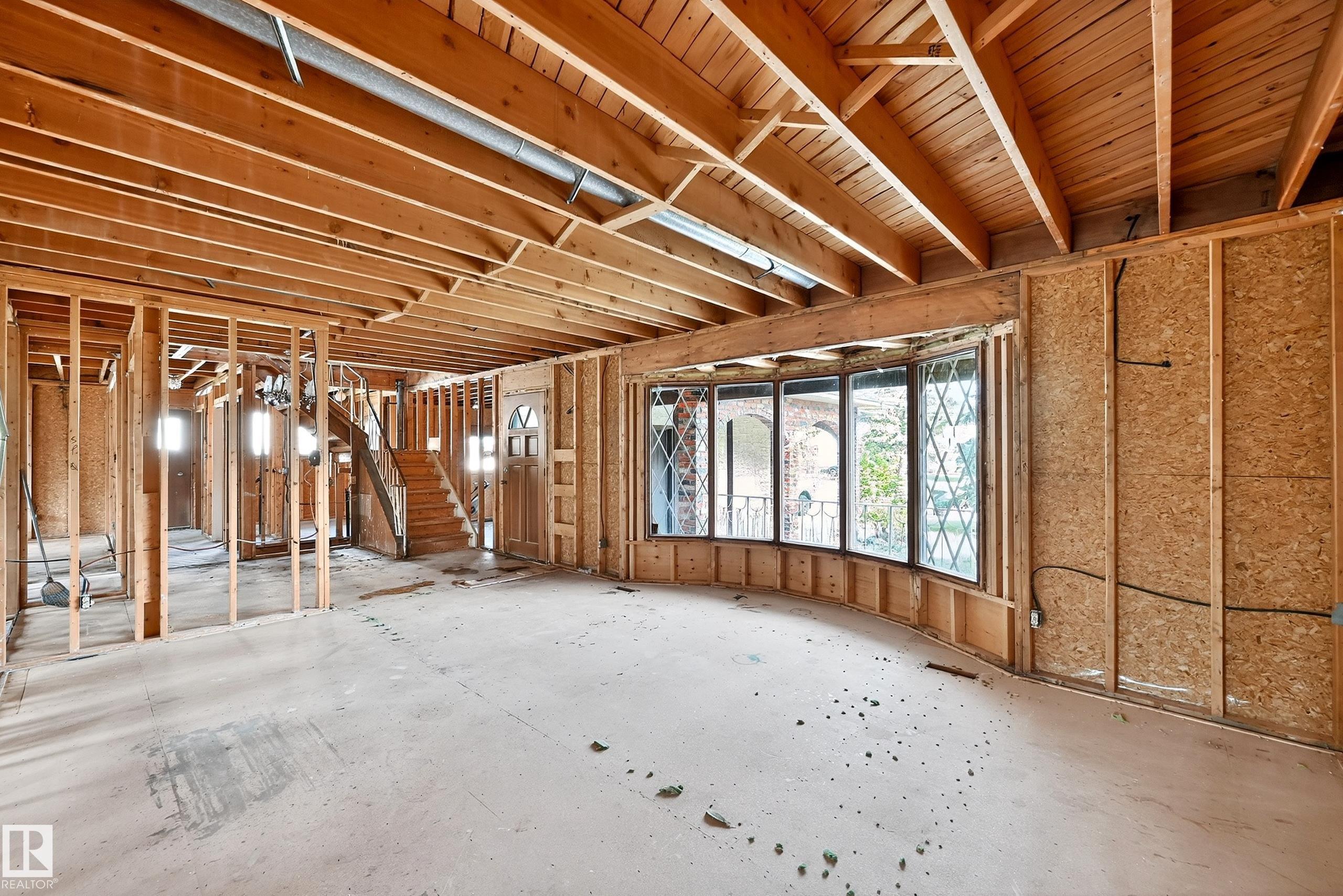 240 WESTRIDGE RD NW
