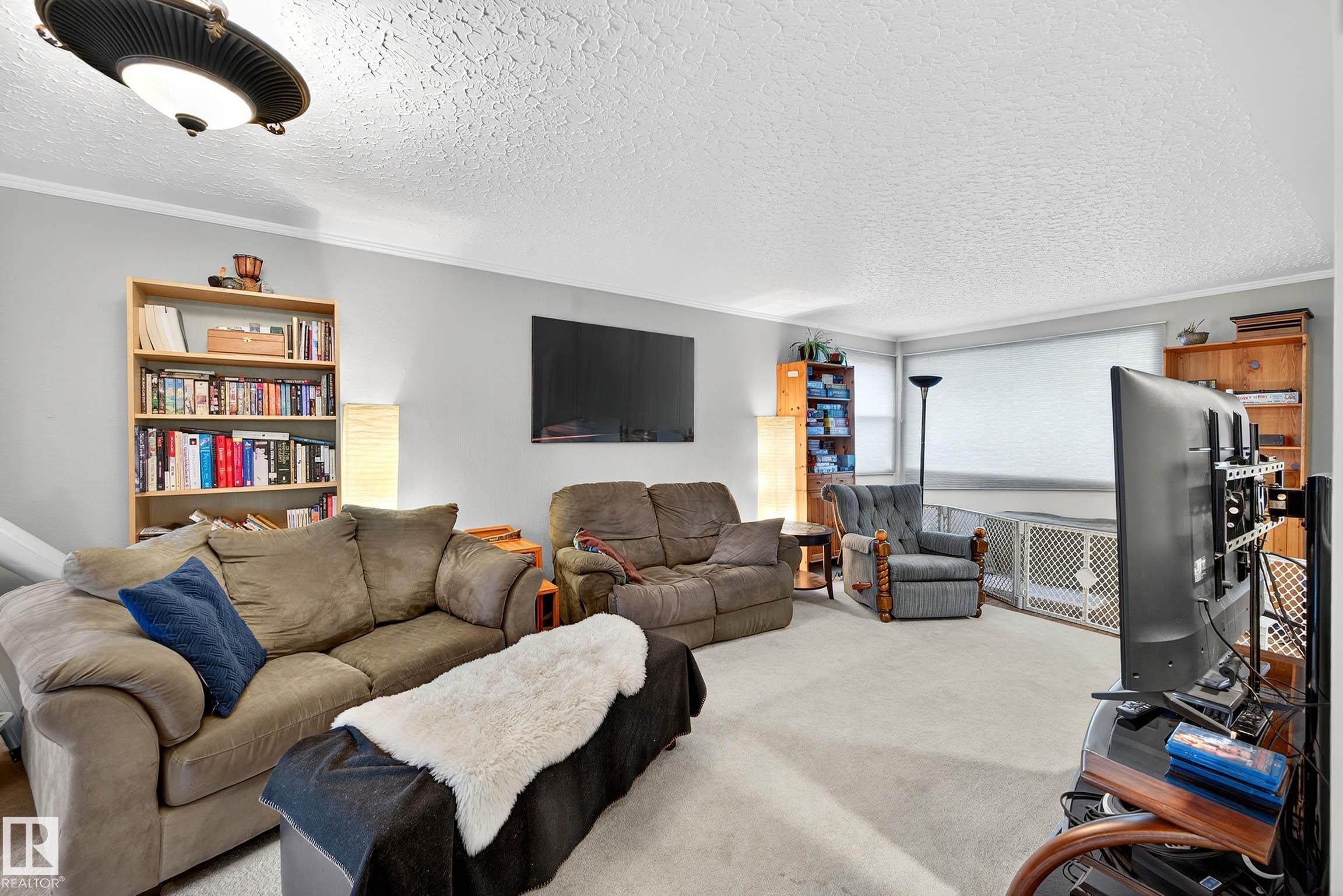 14304 92A AV NW