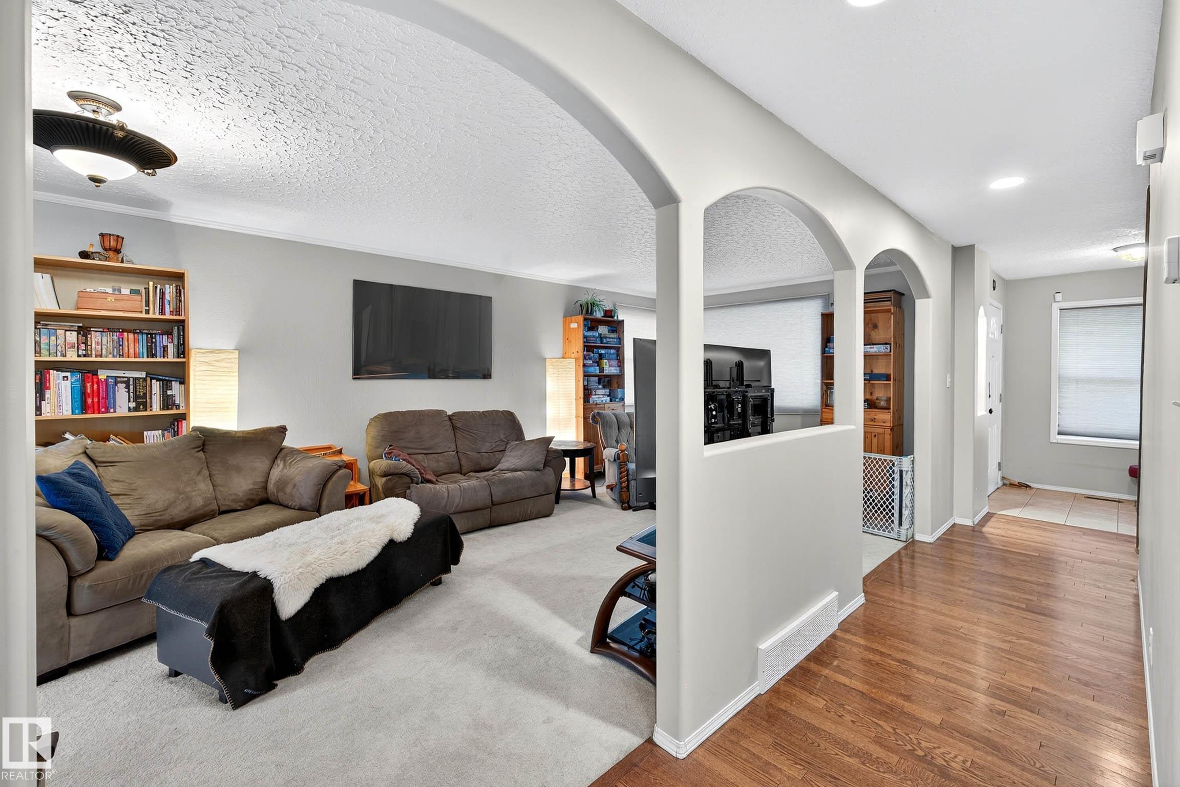 14304 92A AV NW