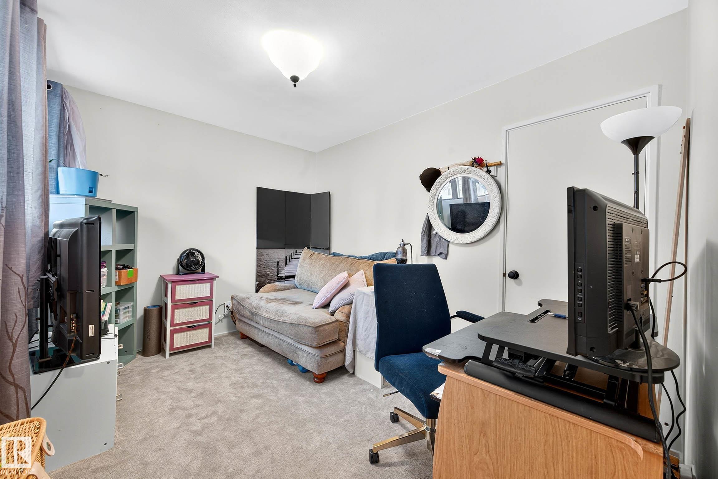 14304 92A AV NW
