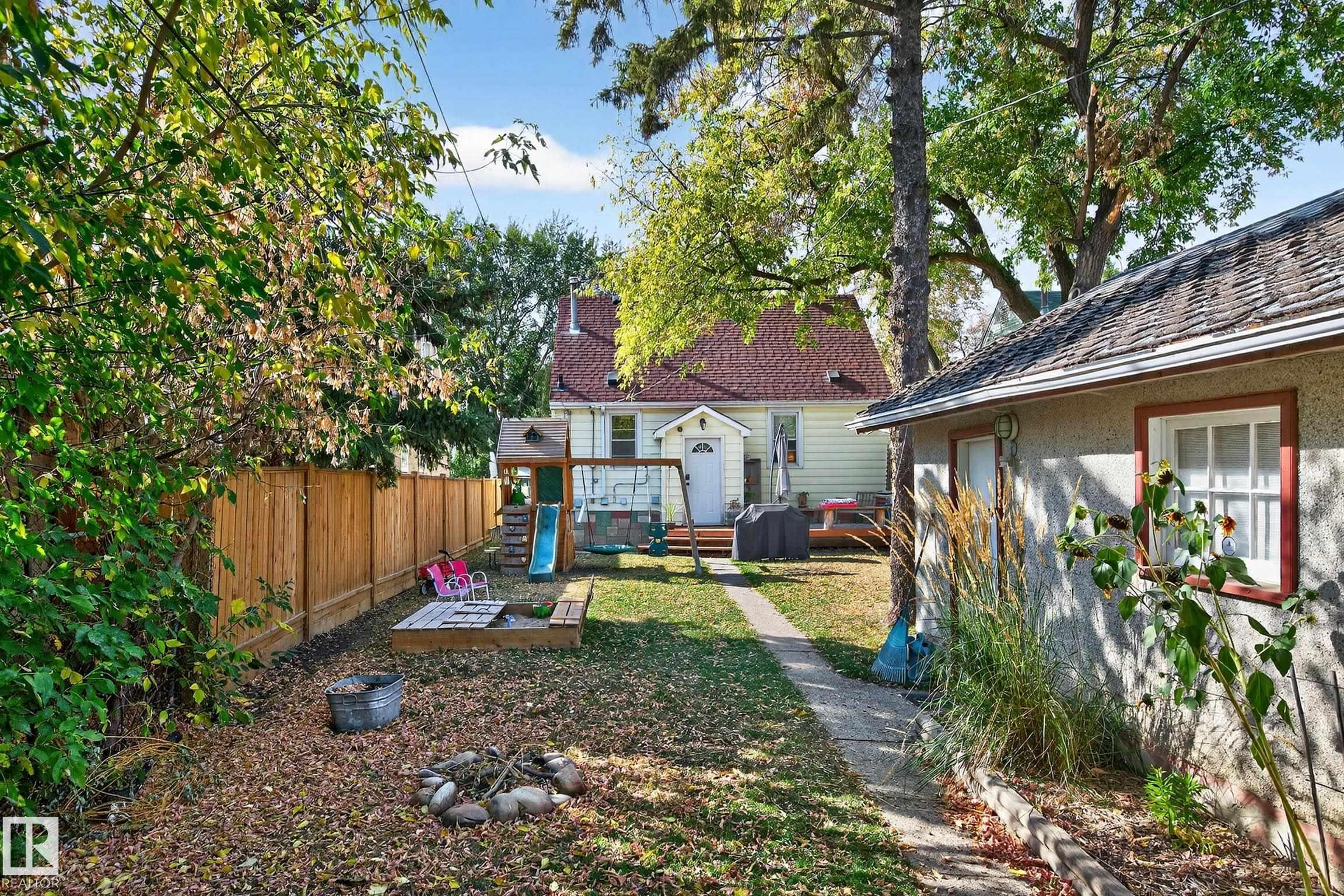 12315 103 ST NW