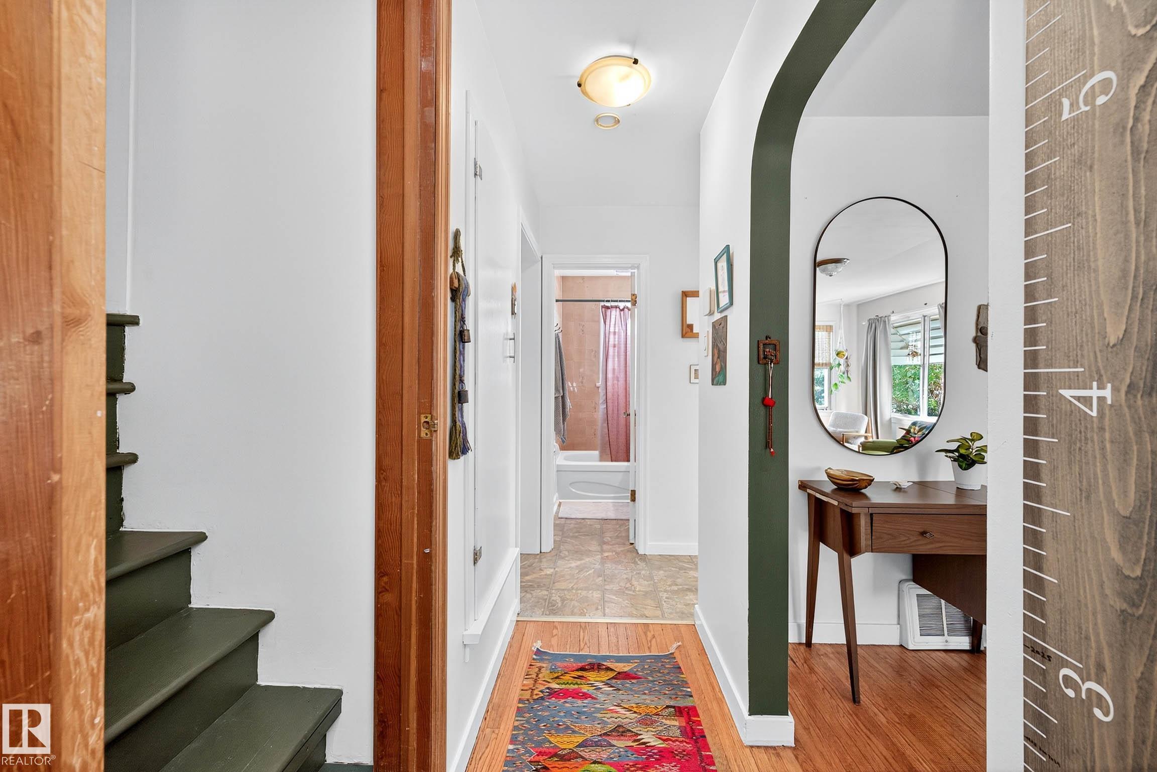 12315 103 ST NW