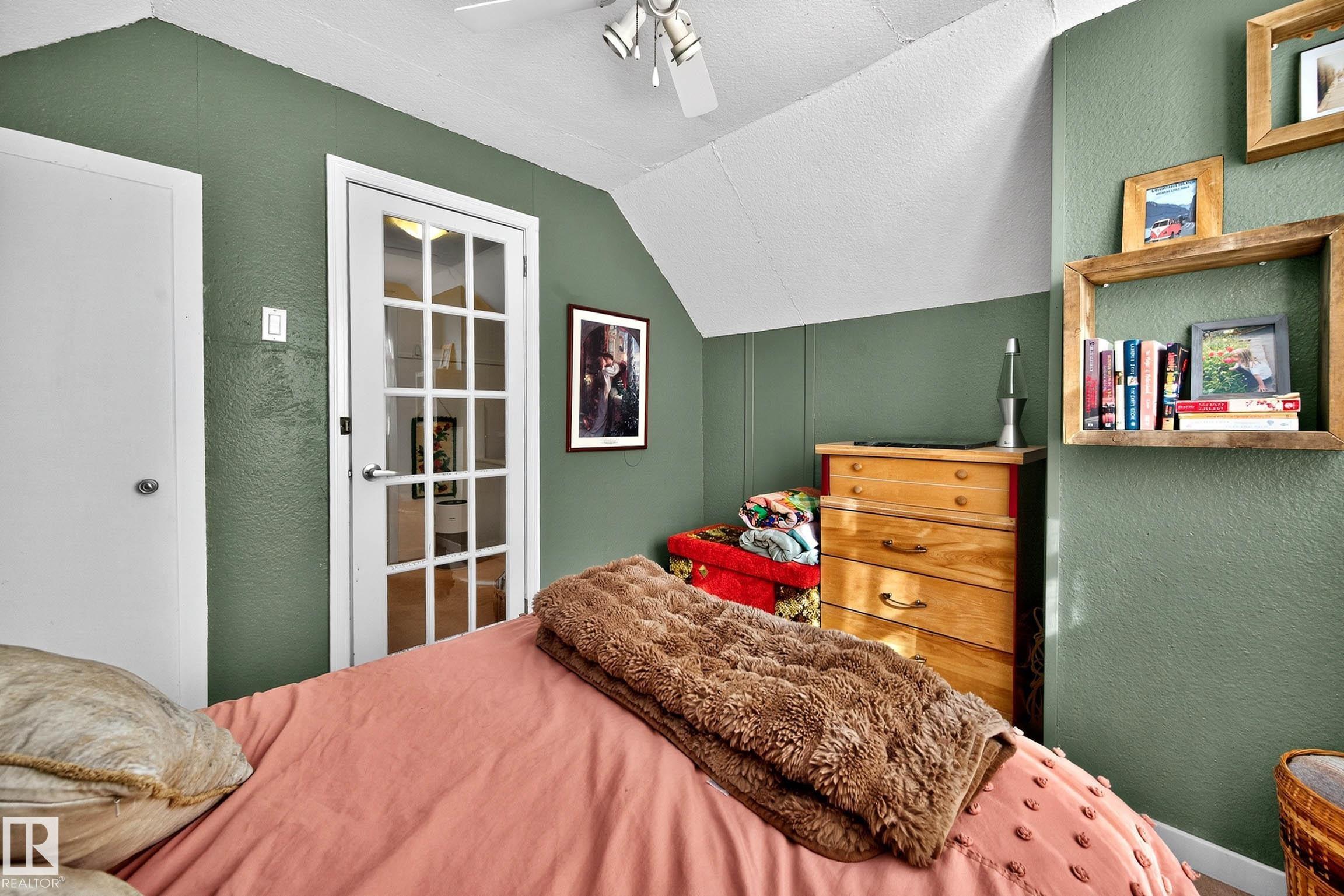 12315 103 ST NW