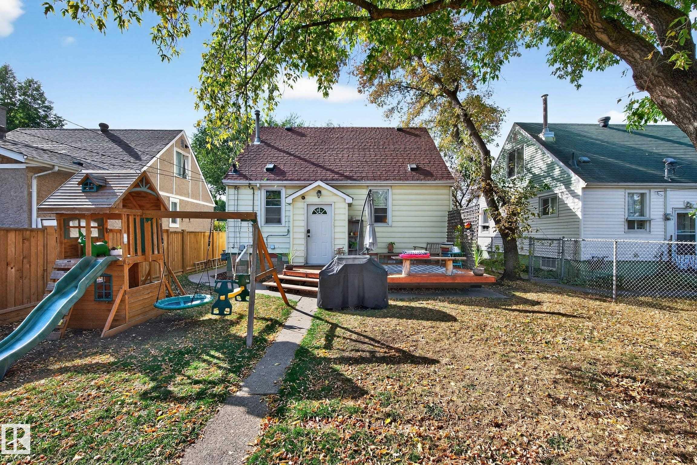 12315 103 ST NW