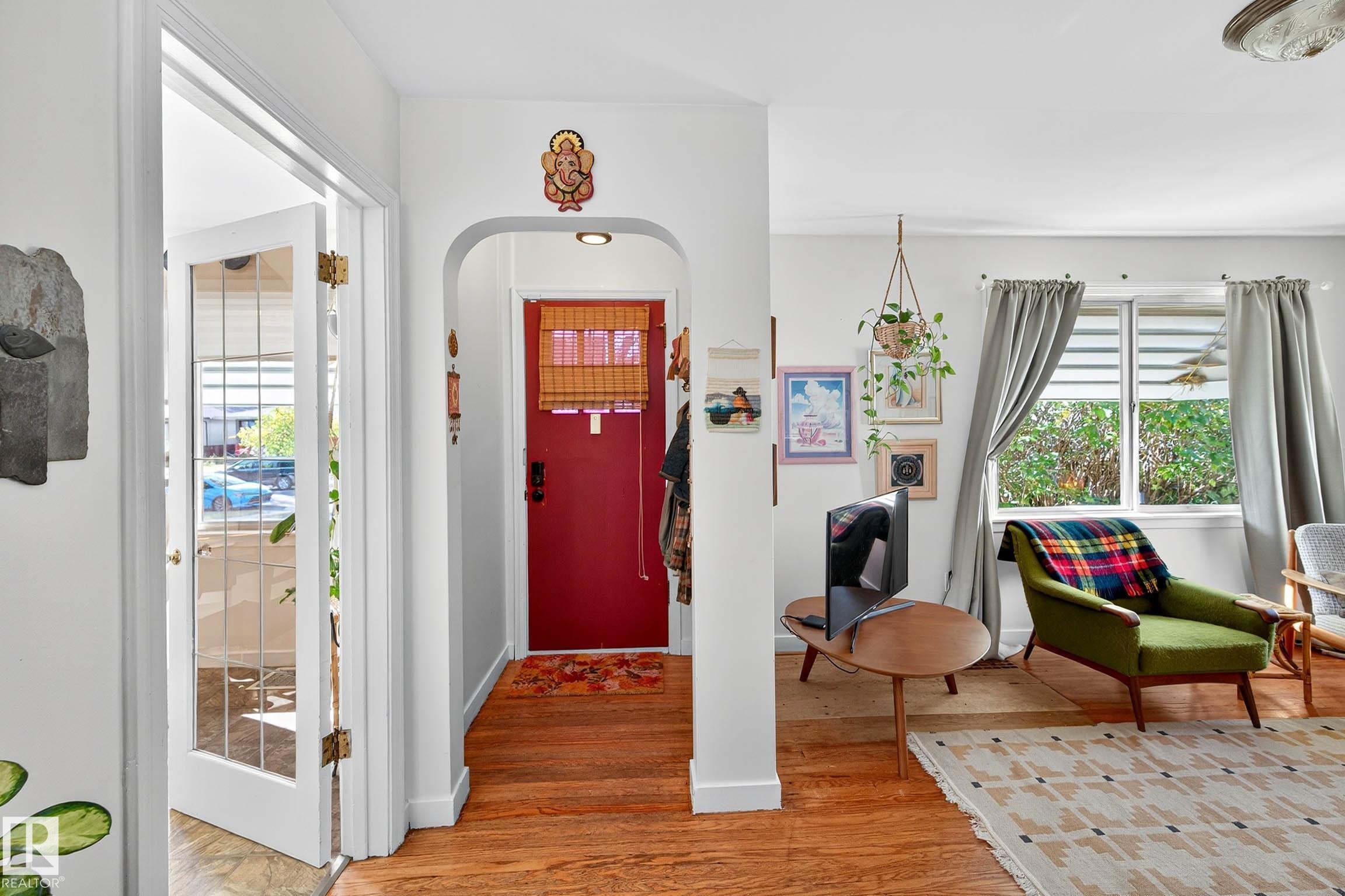 12315 103 ST NW
