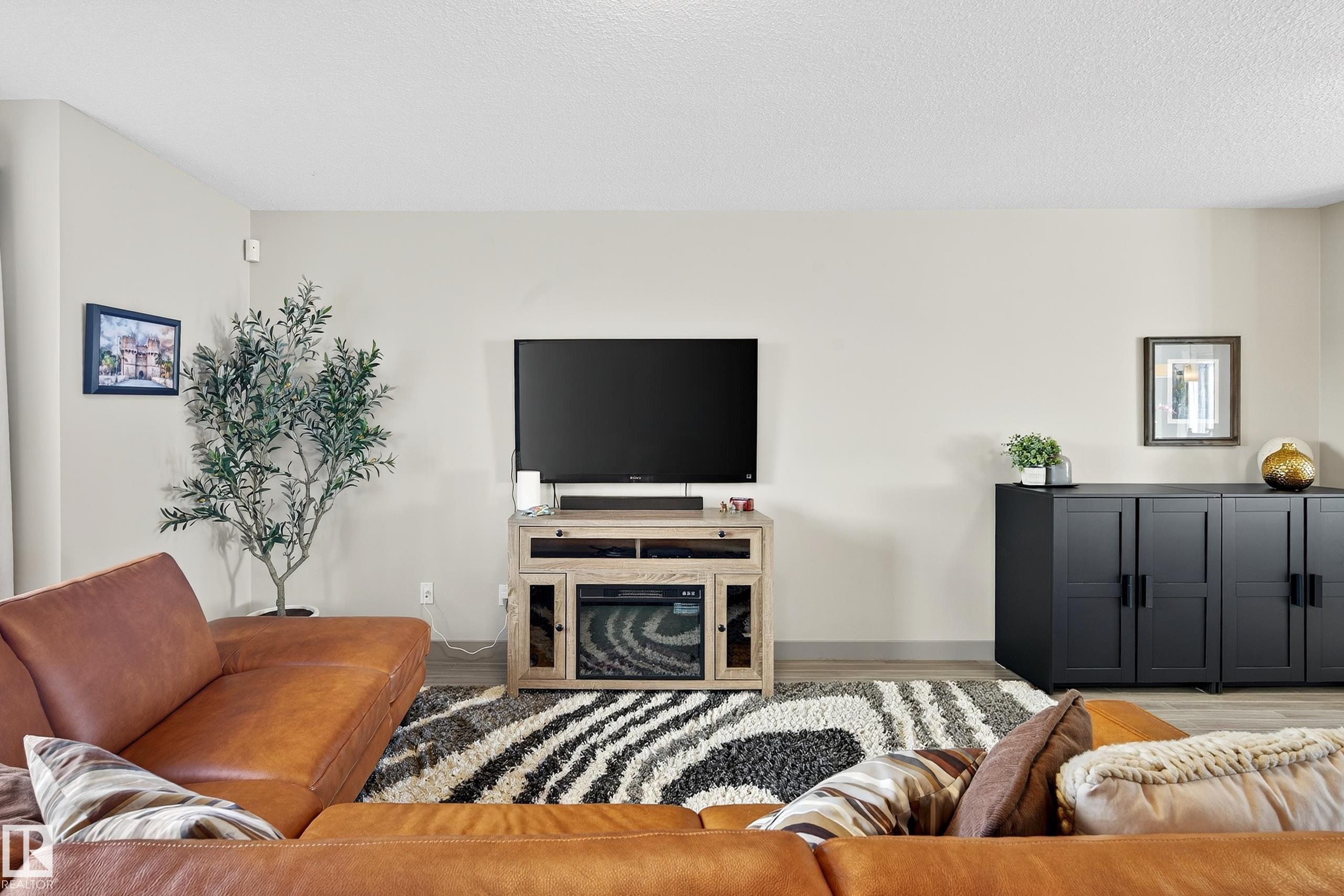 #6 1150 WINDEREMERE WY SW