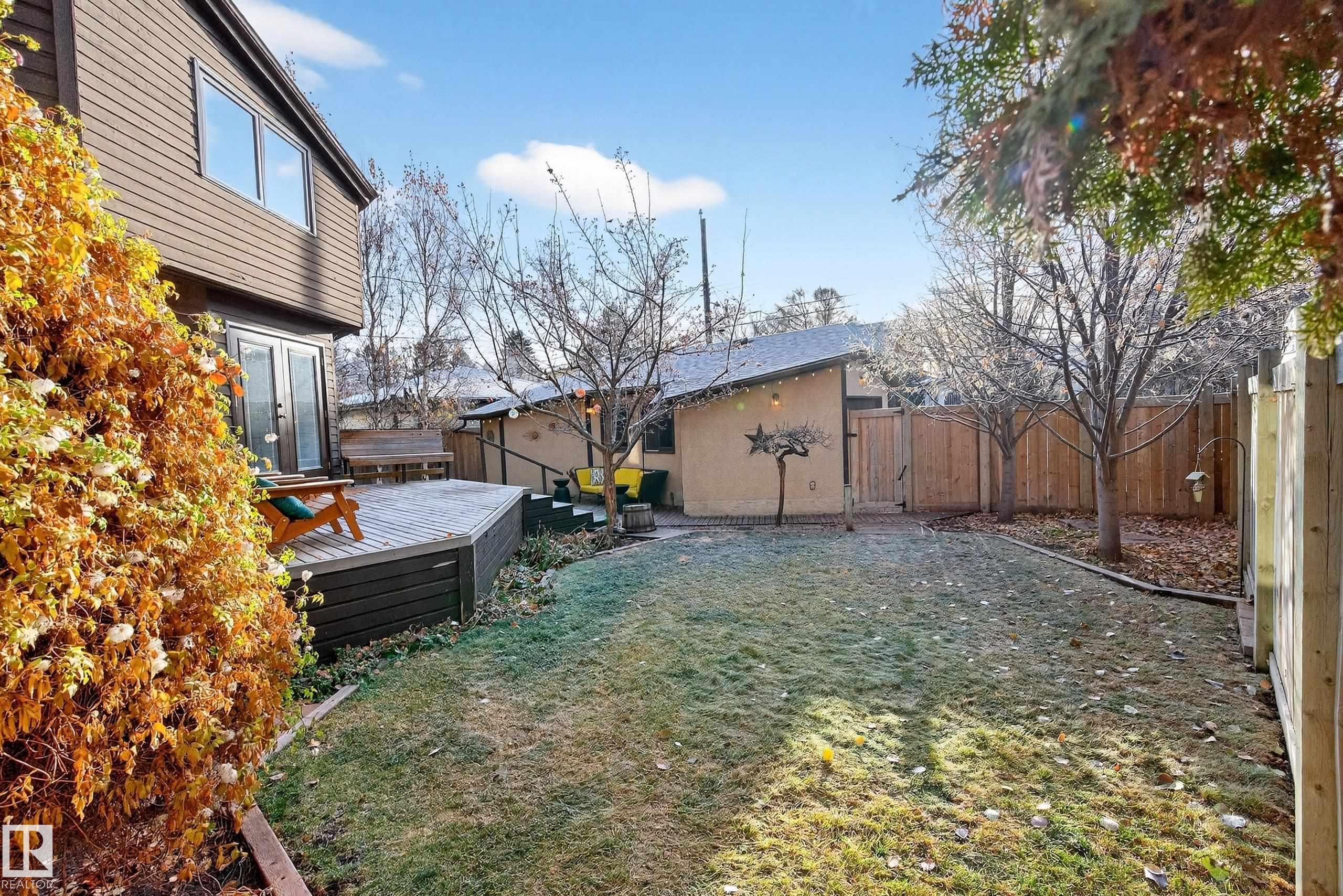 11627 76 AV NW