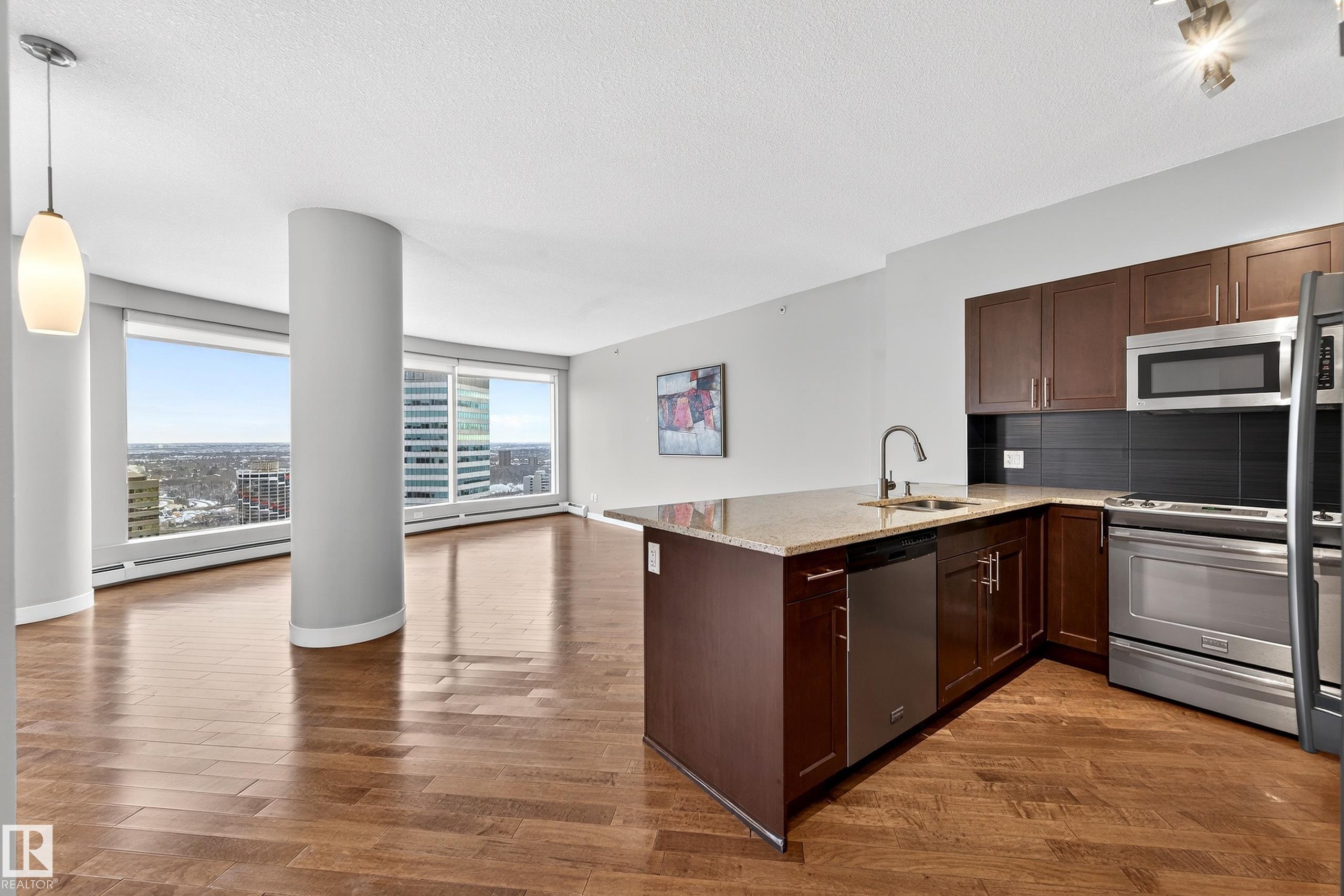 #3002 10152 104 ST NW