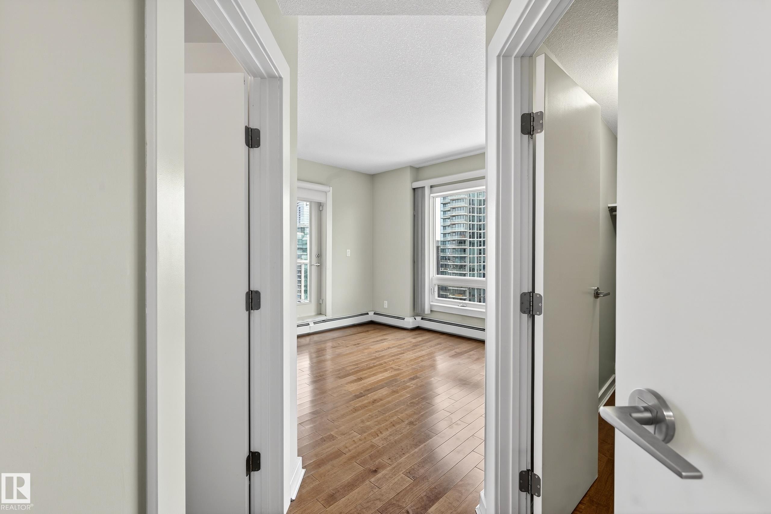 #3002 10152 104 ST NW