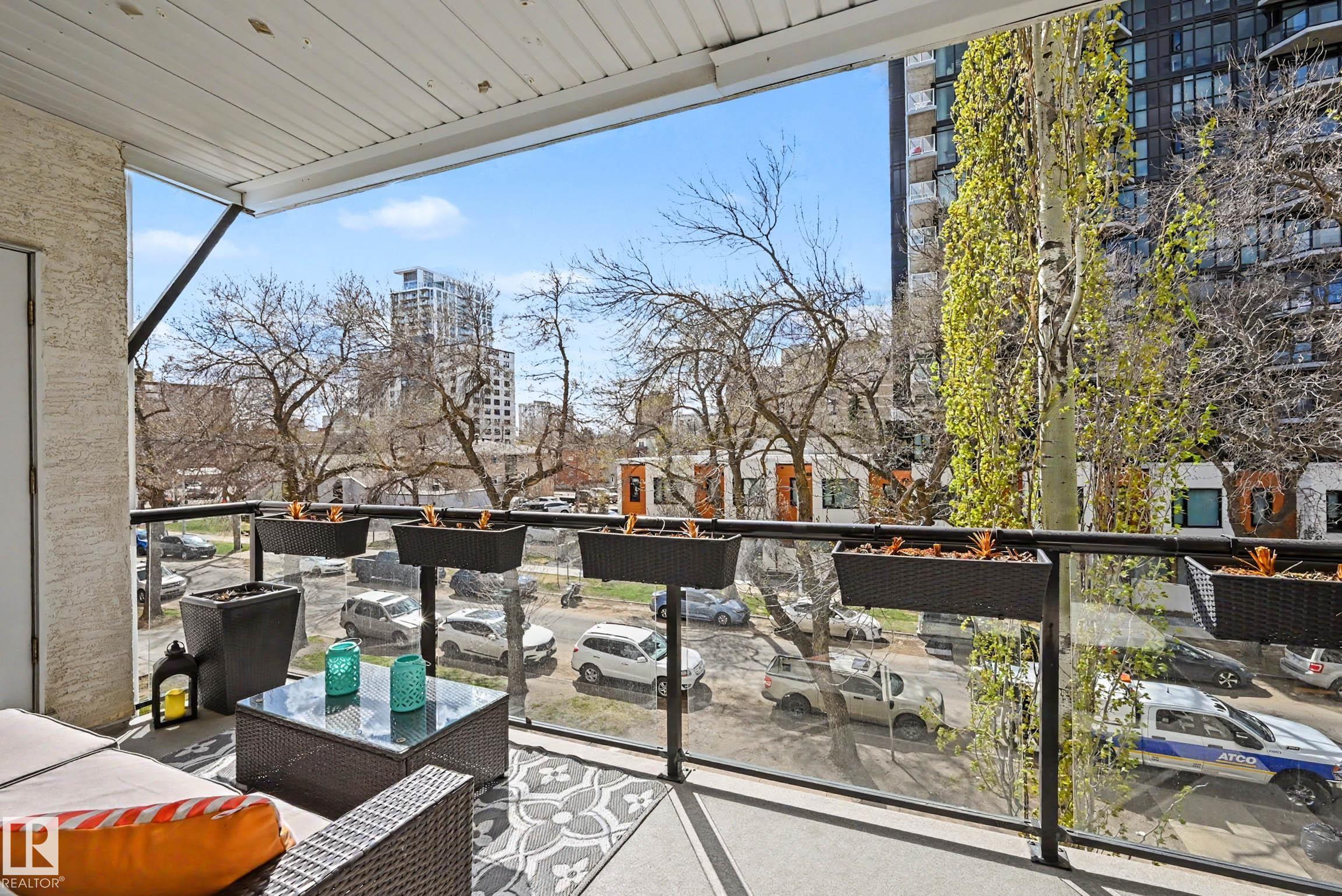 #334 10023 110 ST NW