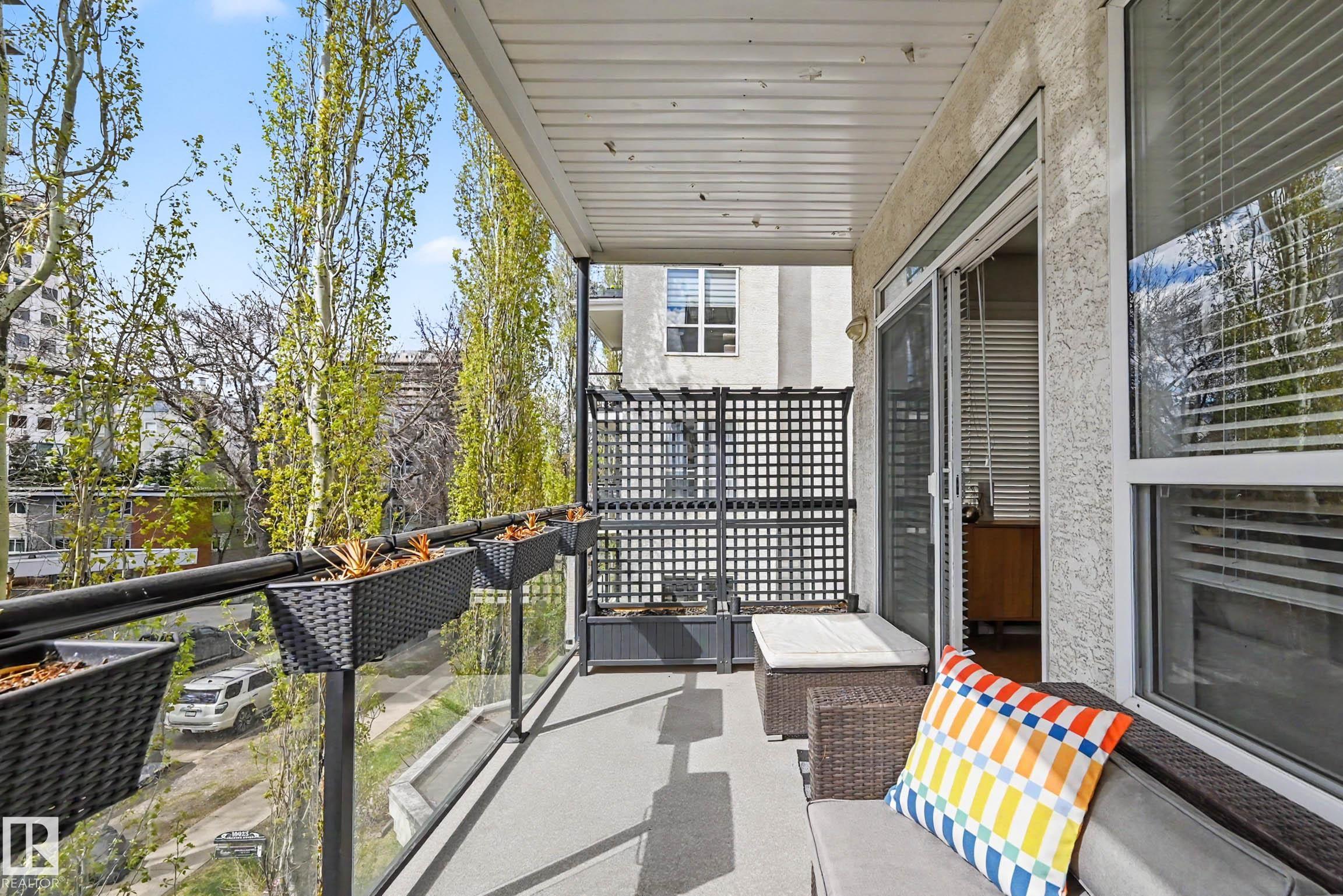 #334 10023 110 ST NW