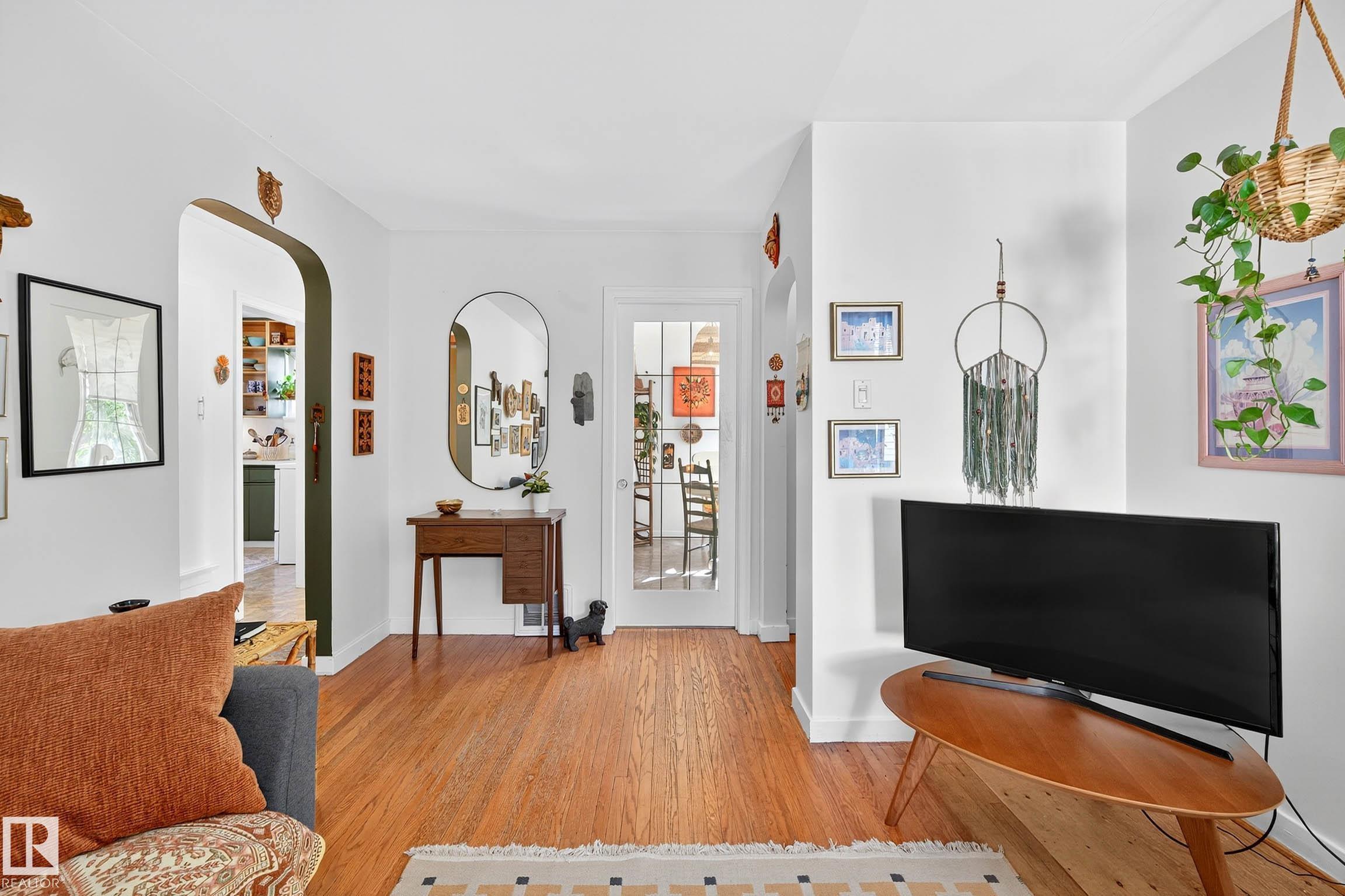 12315 103 ST NW