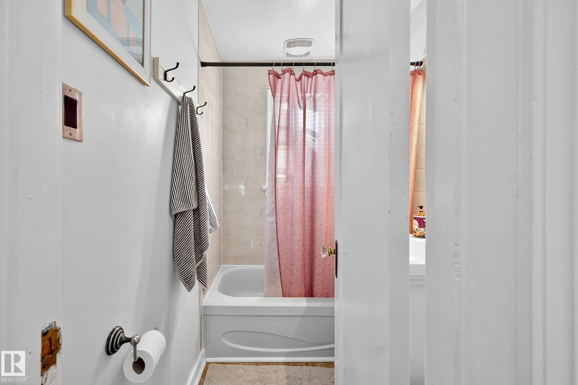 12315 103 ST NW