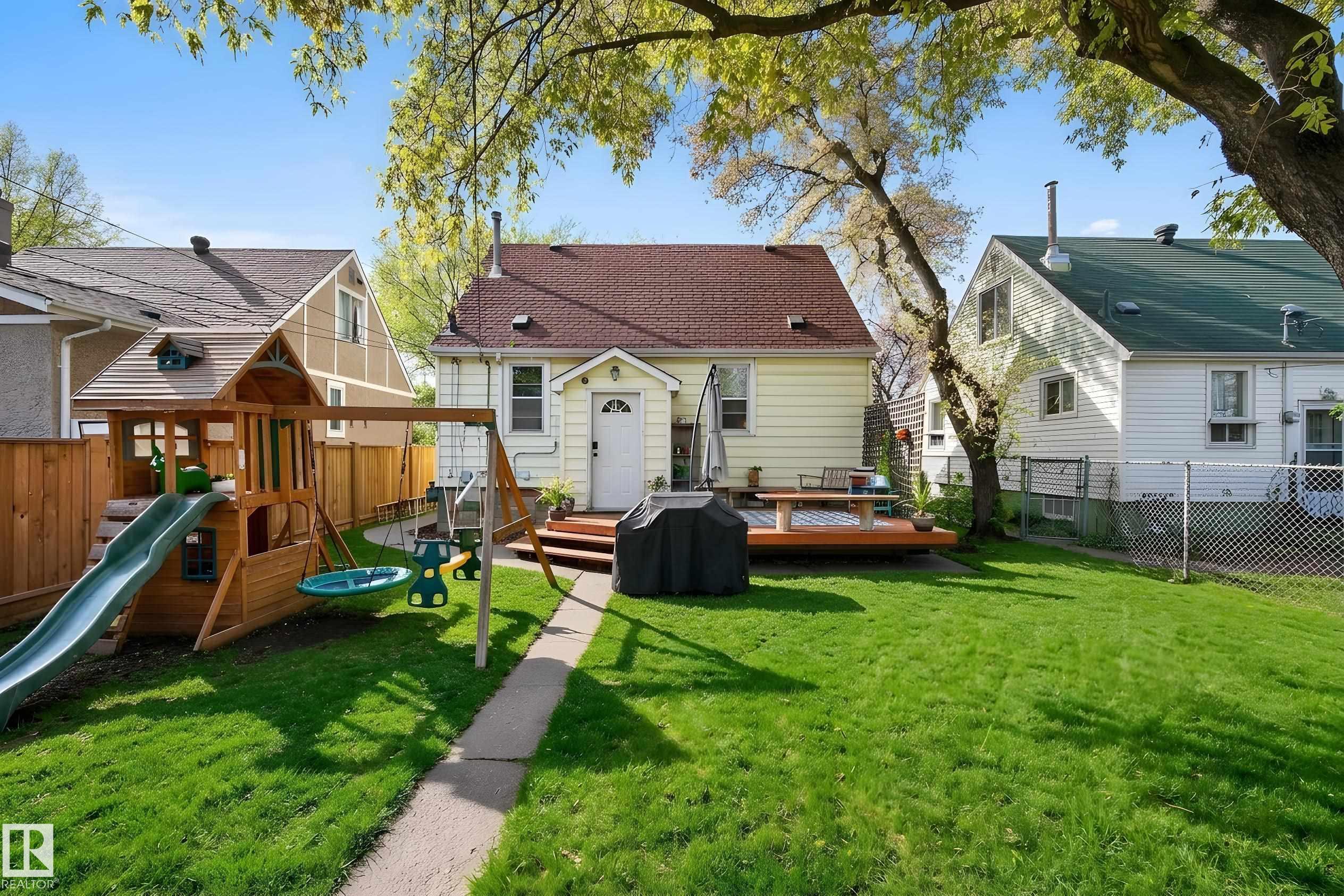 12315 103 ST NW