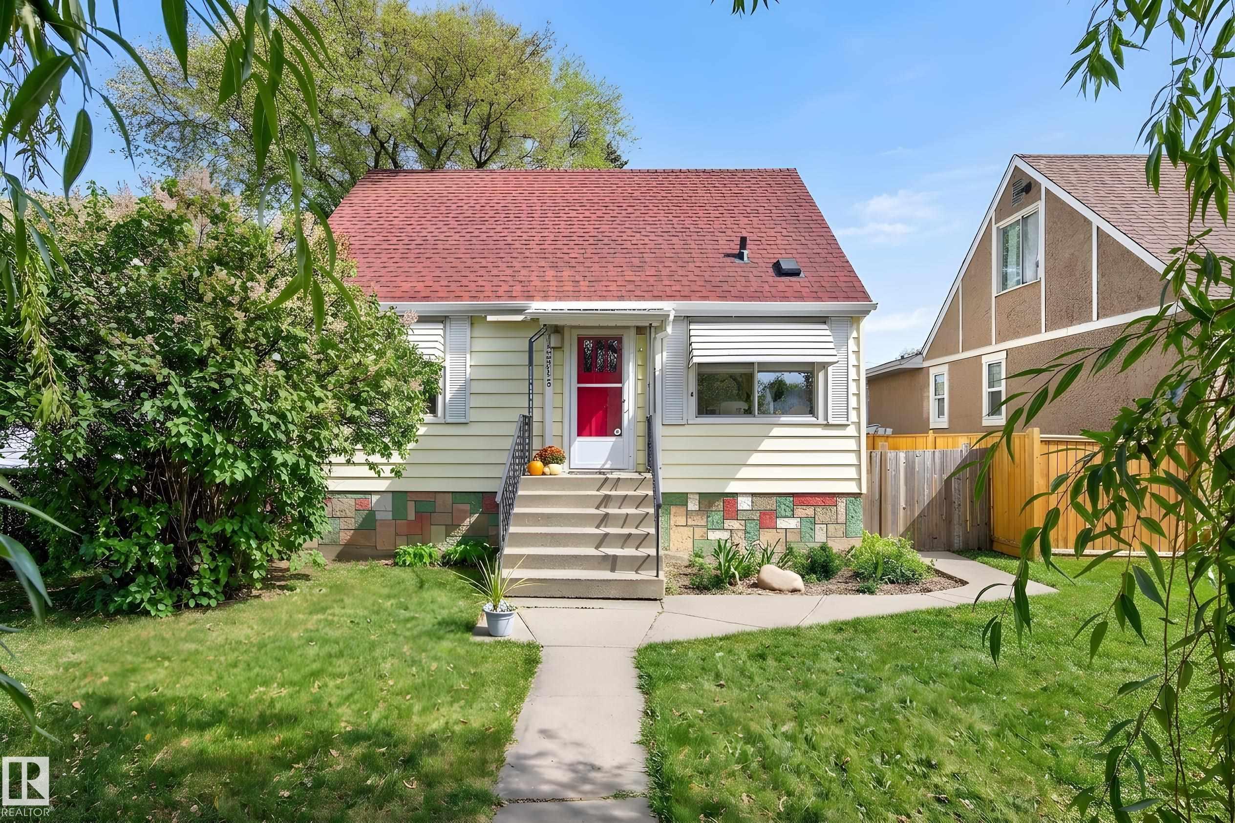 12315 103 ST NW