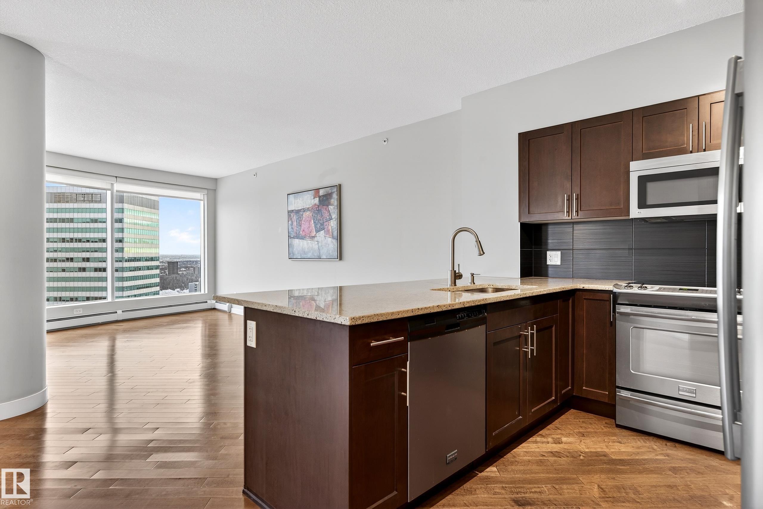 #3002 10152 104 ST NW