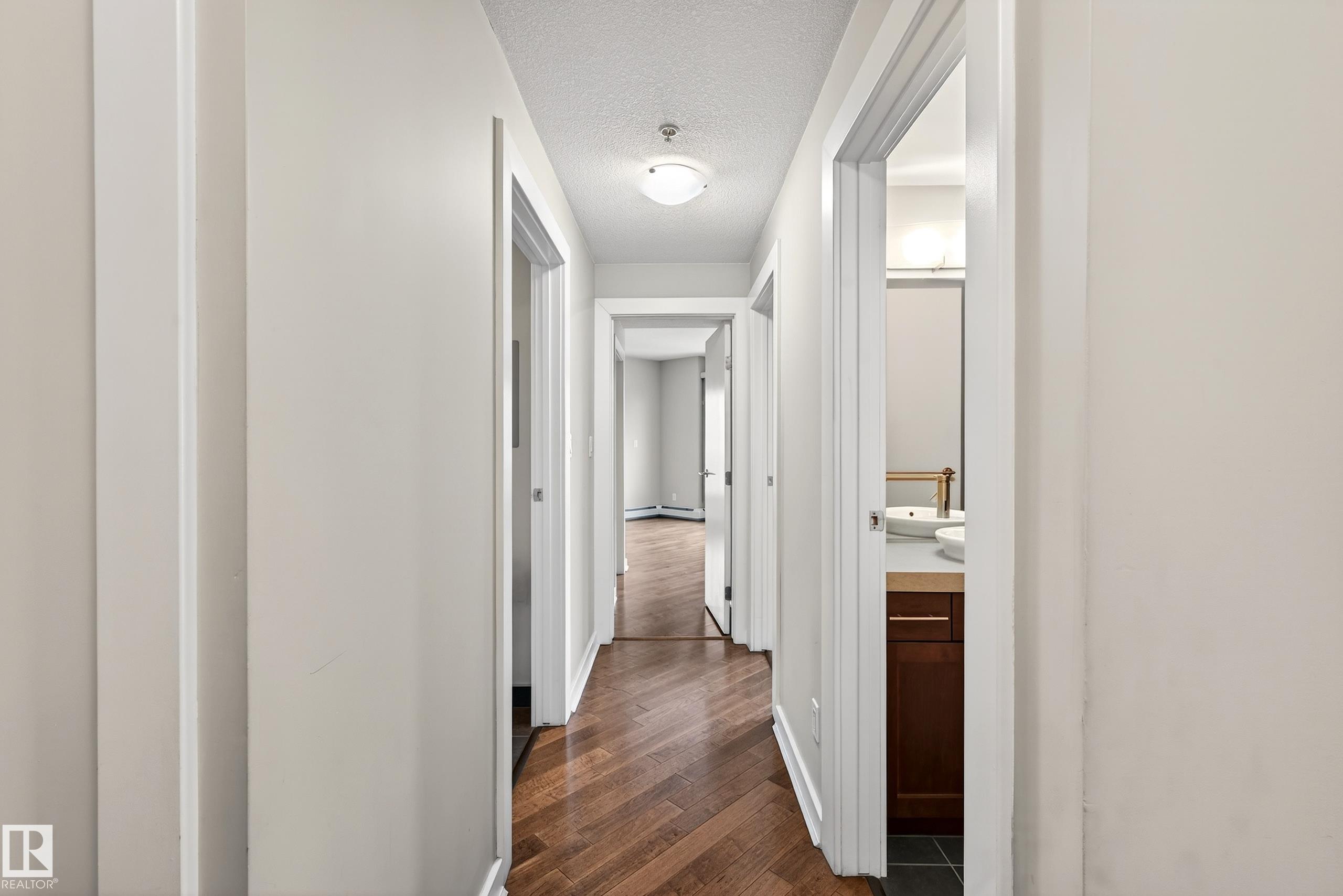 #3002 10152 104 ST NW