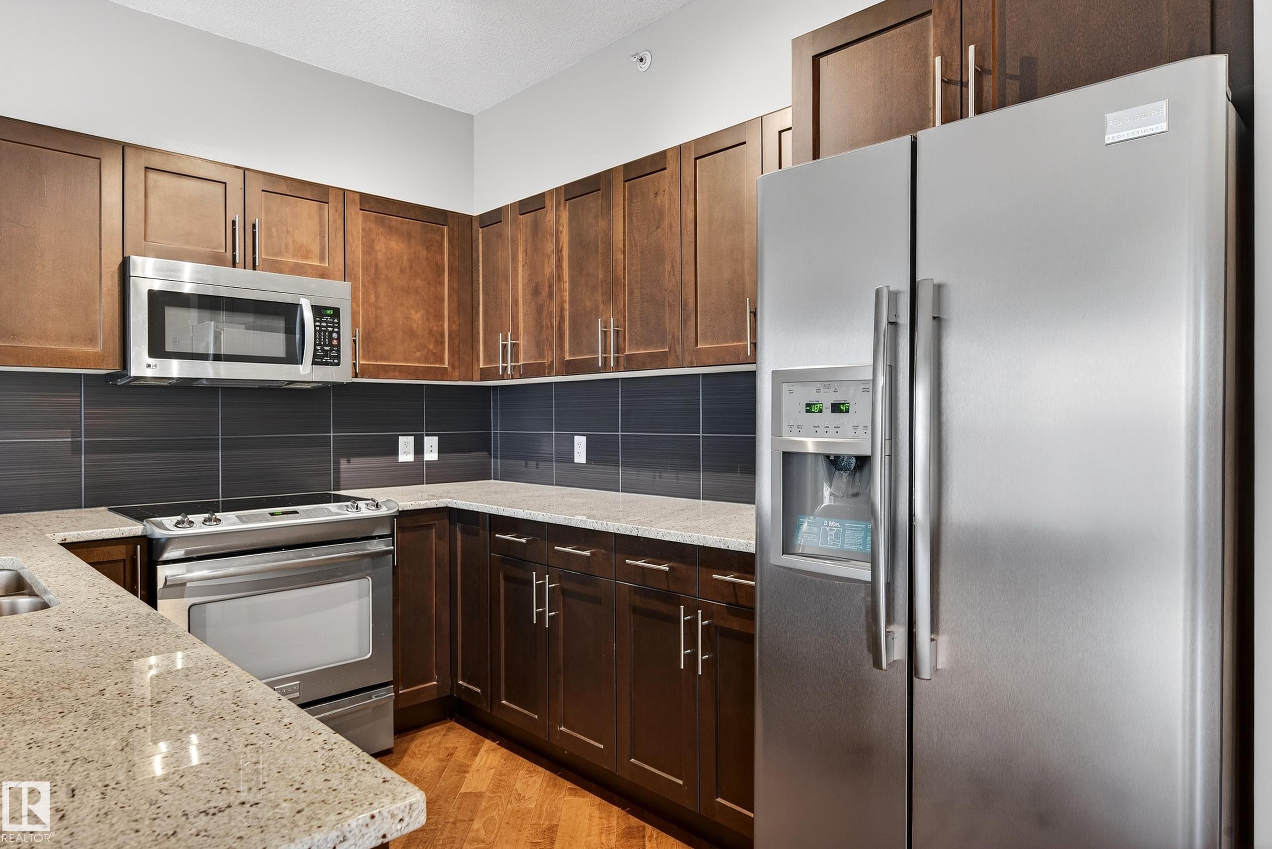 #3002 10152 104 ST NW