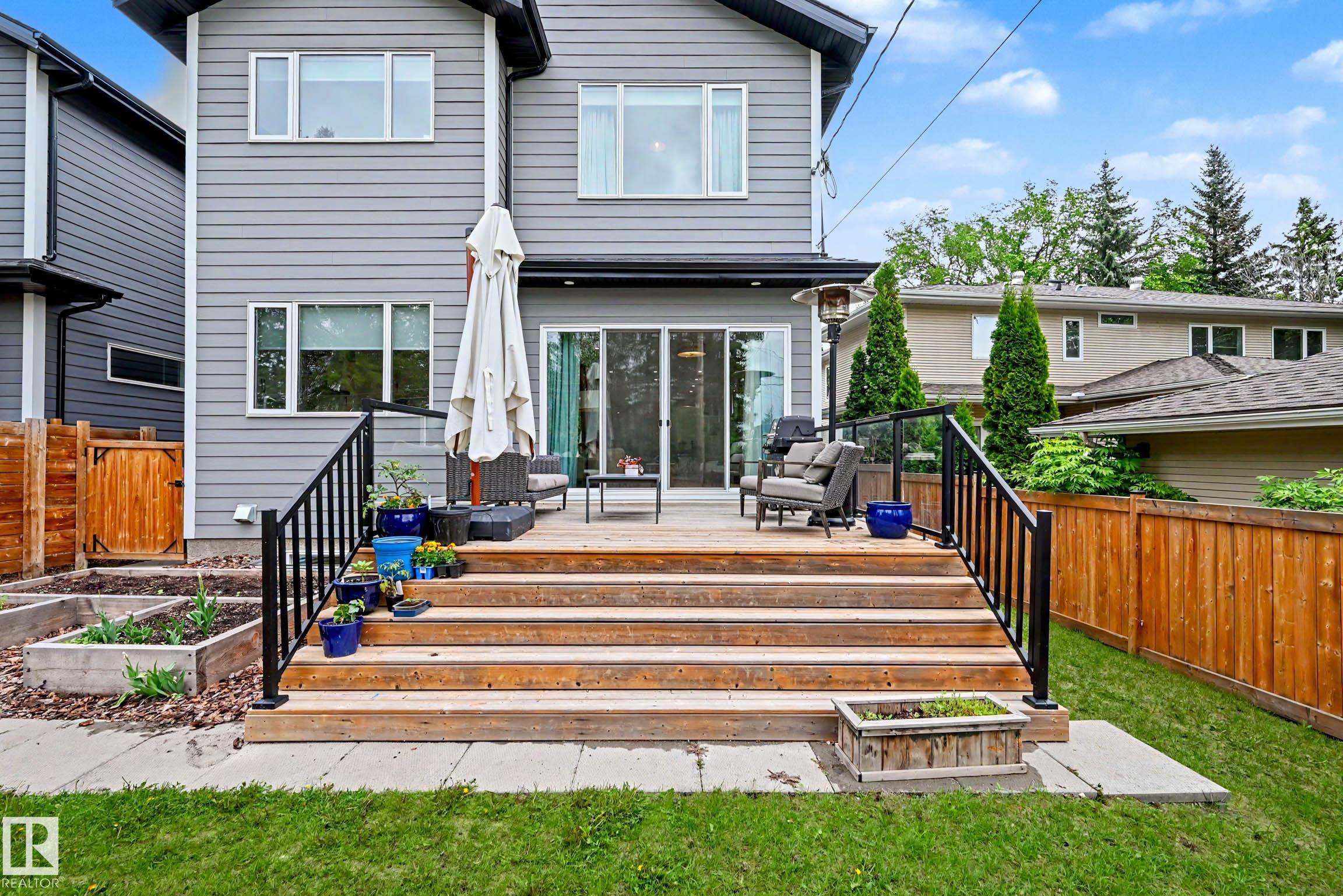 11743 83 AV NW