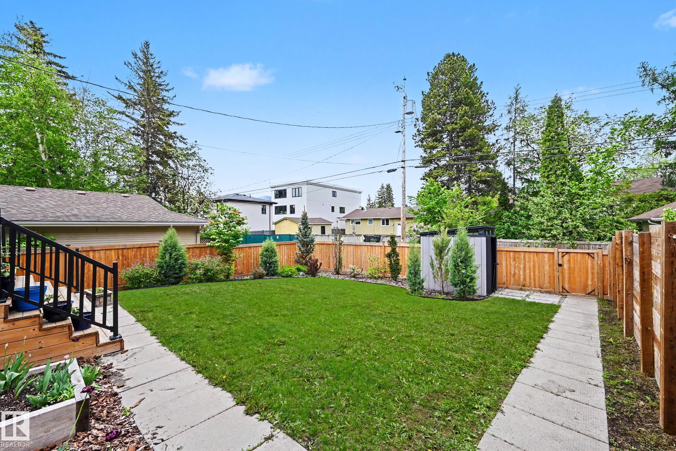 11743 83 AV NW