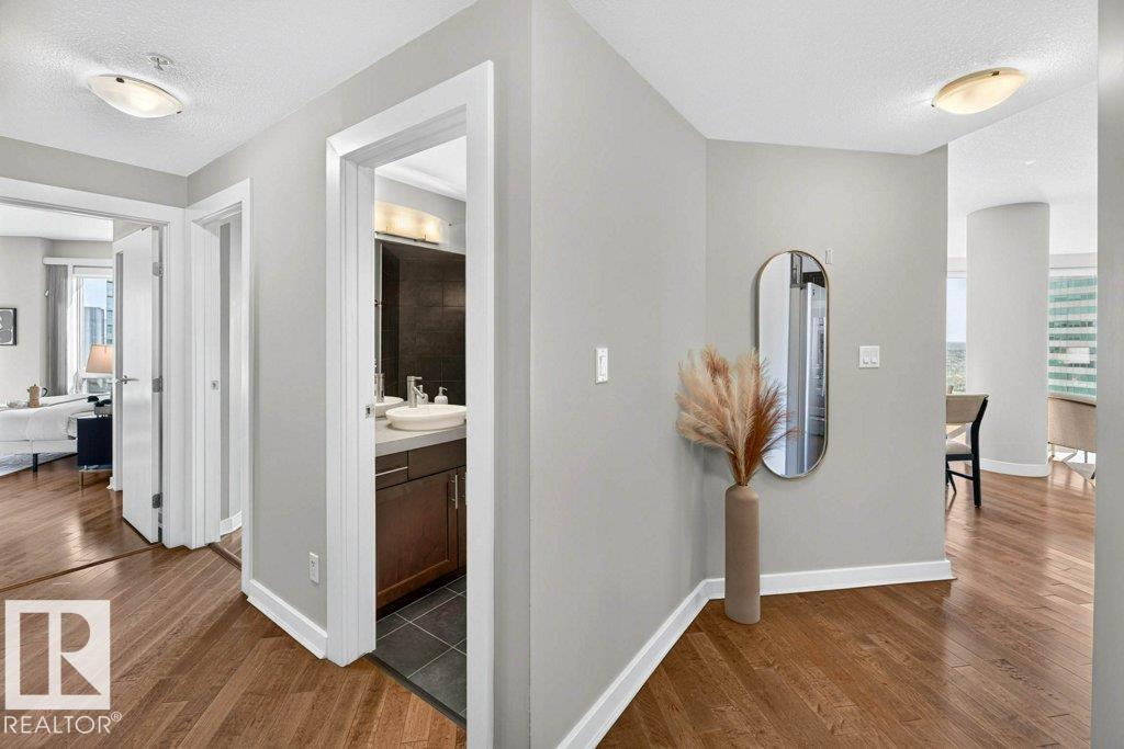 #3002 10152 104 ST NW