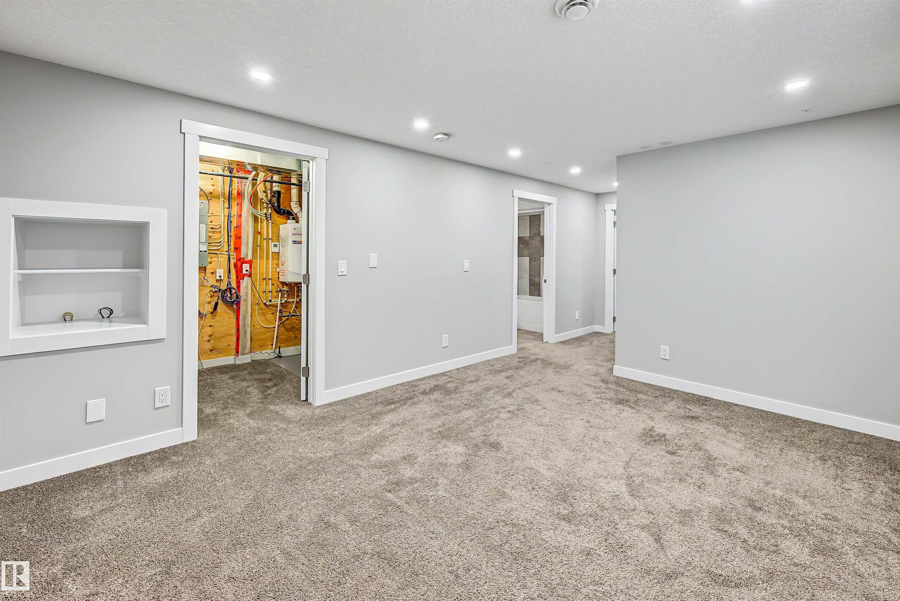 7062 CARDINAL WY SW