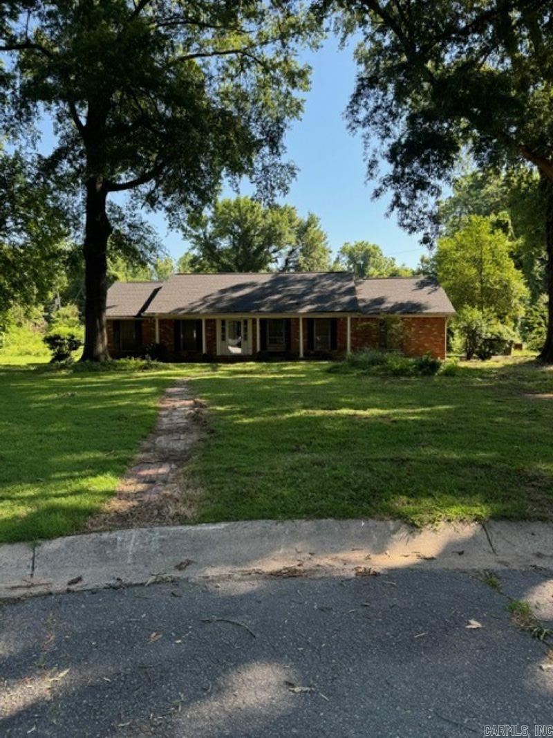 10 Shelby Circle