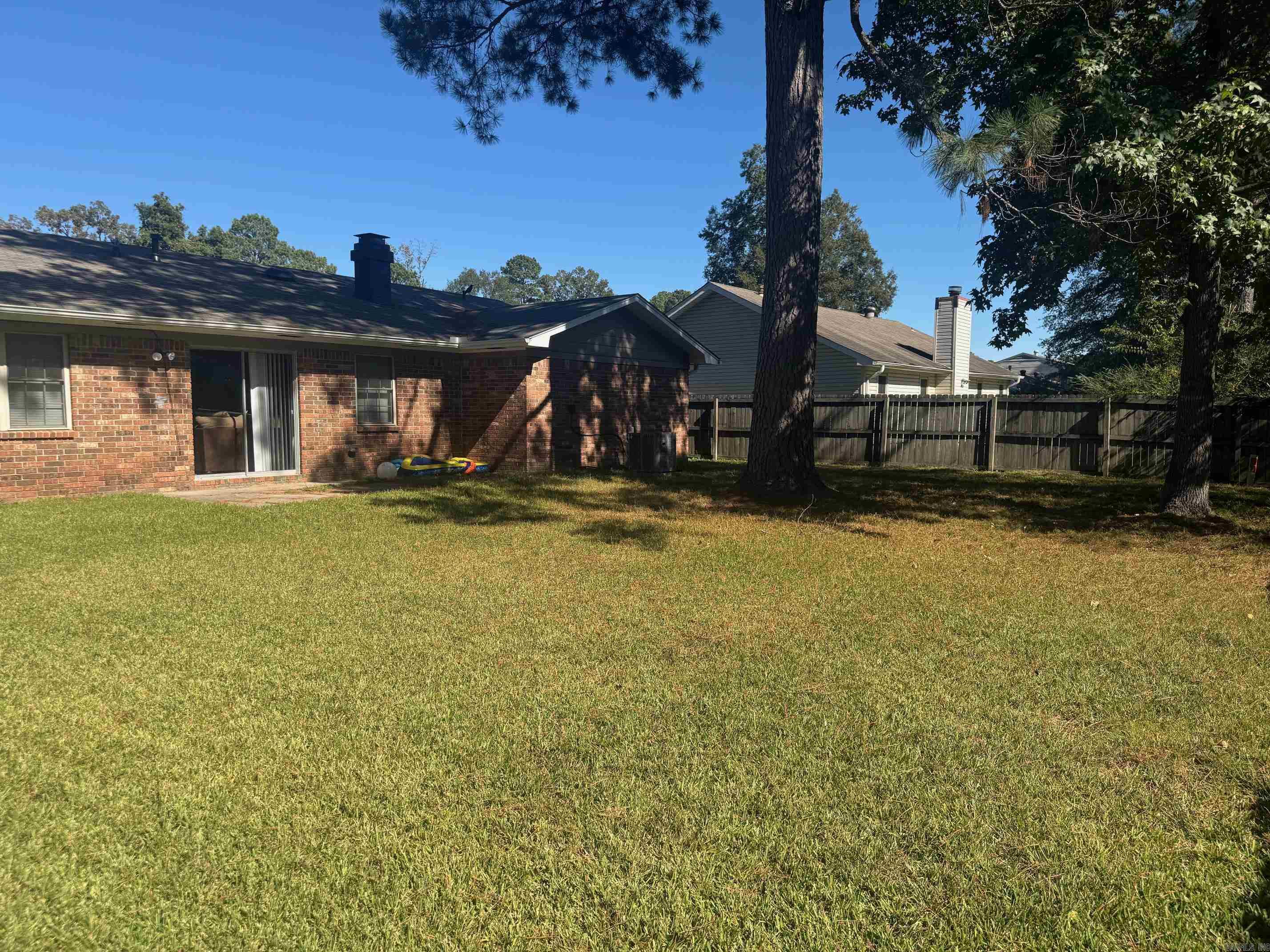 6711 Woodfield Road