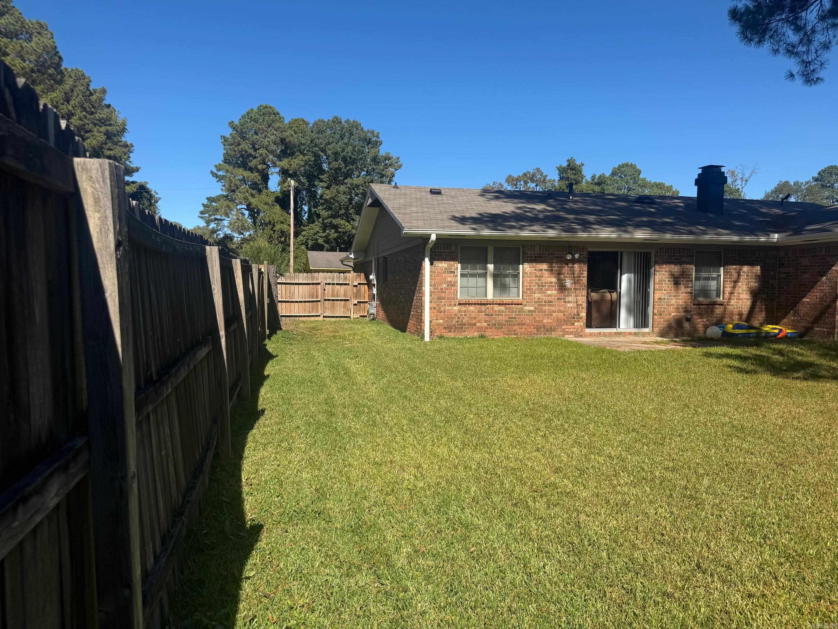 6711 Woodfield Road