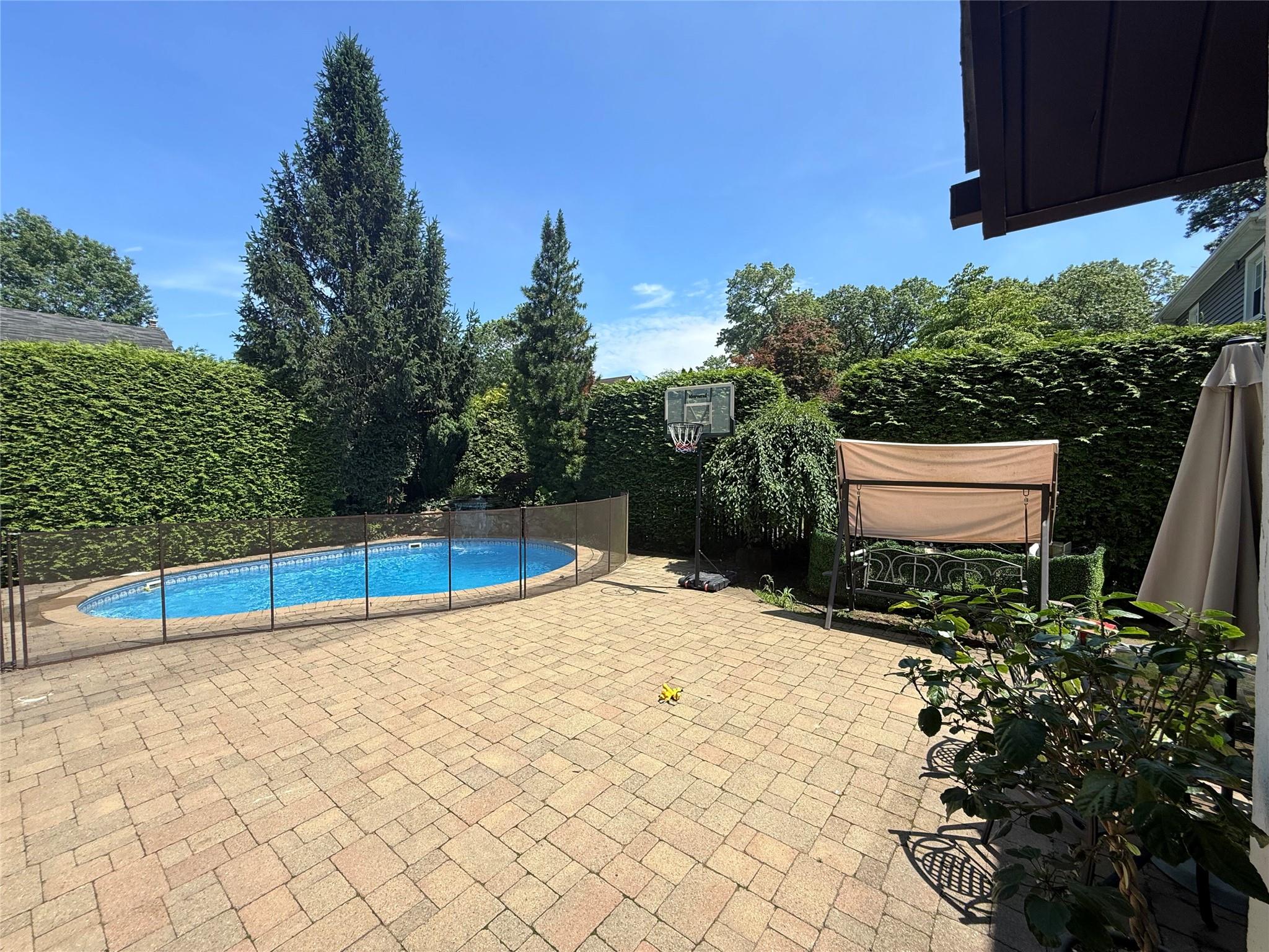 65 Larch Avenue