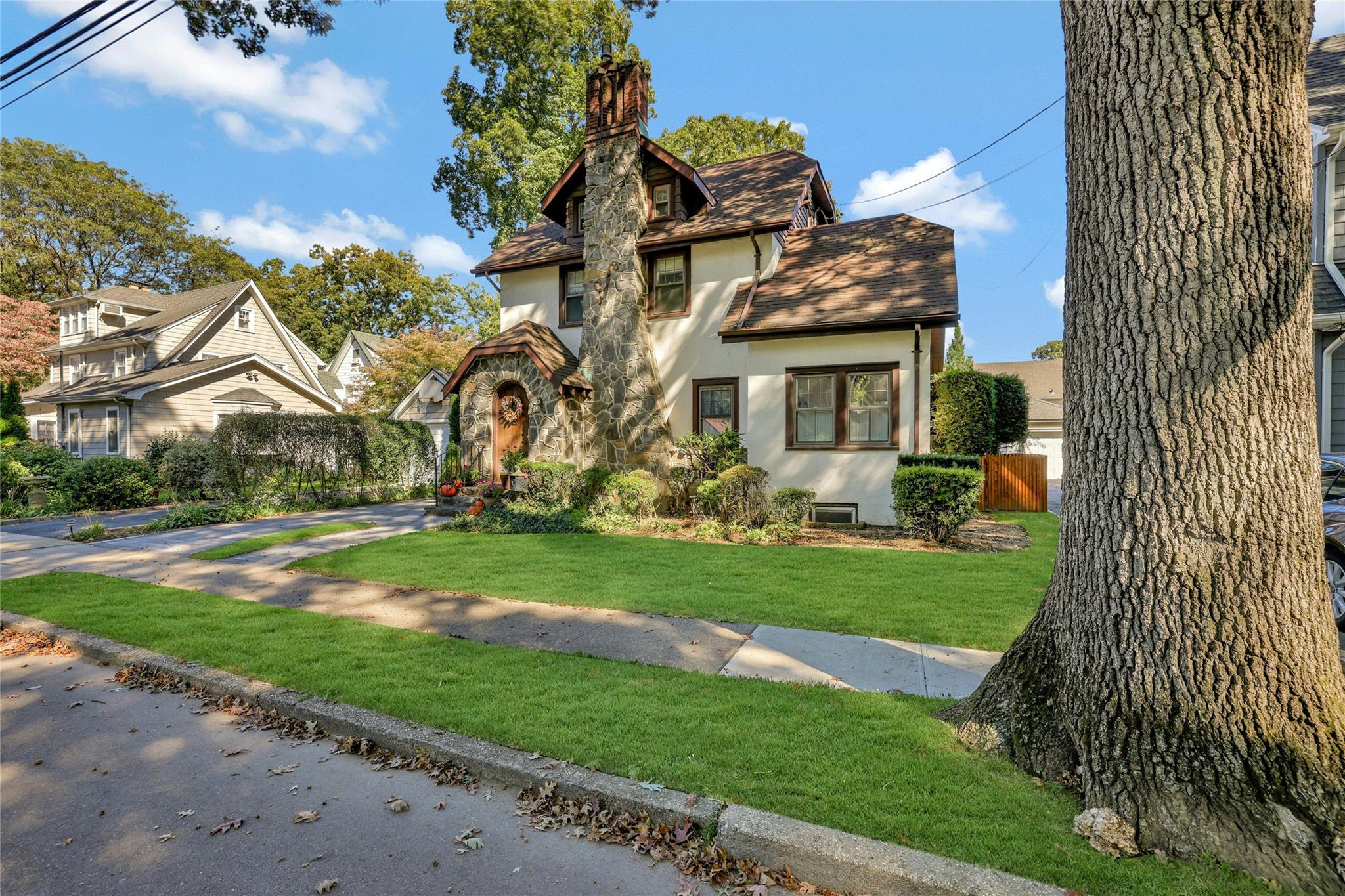65 Larch Avenue