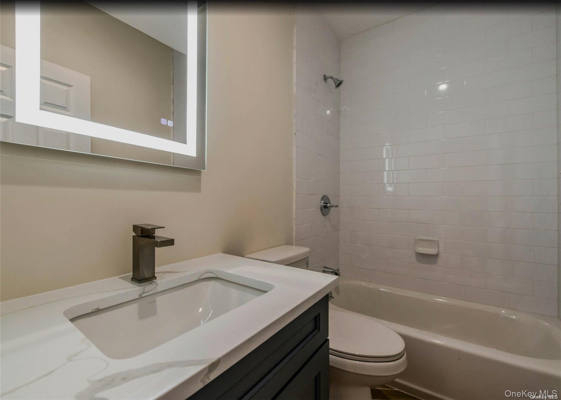 400 A New York Avenue Unit: 1