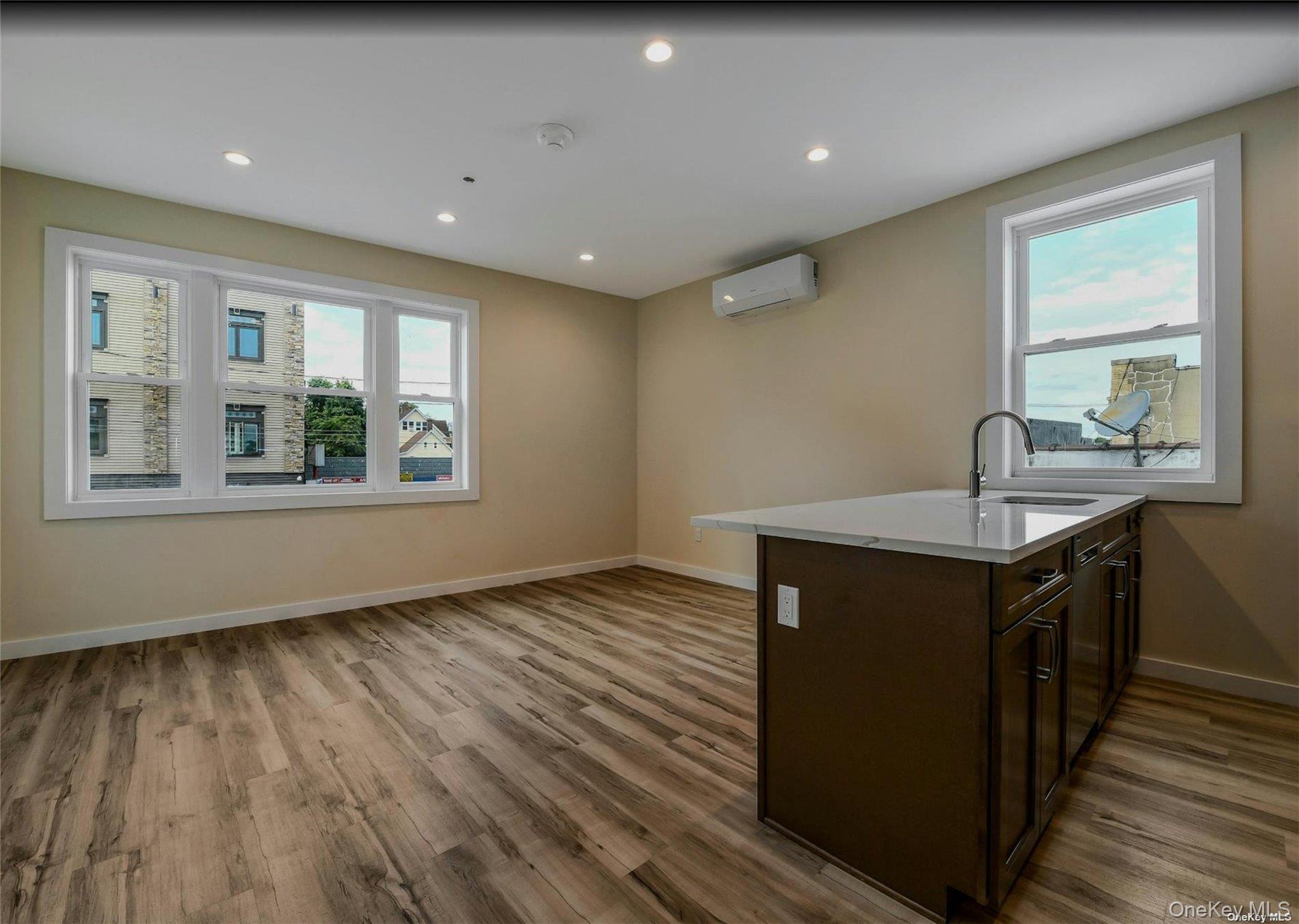 400 A New York Avenue Unit: 1