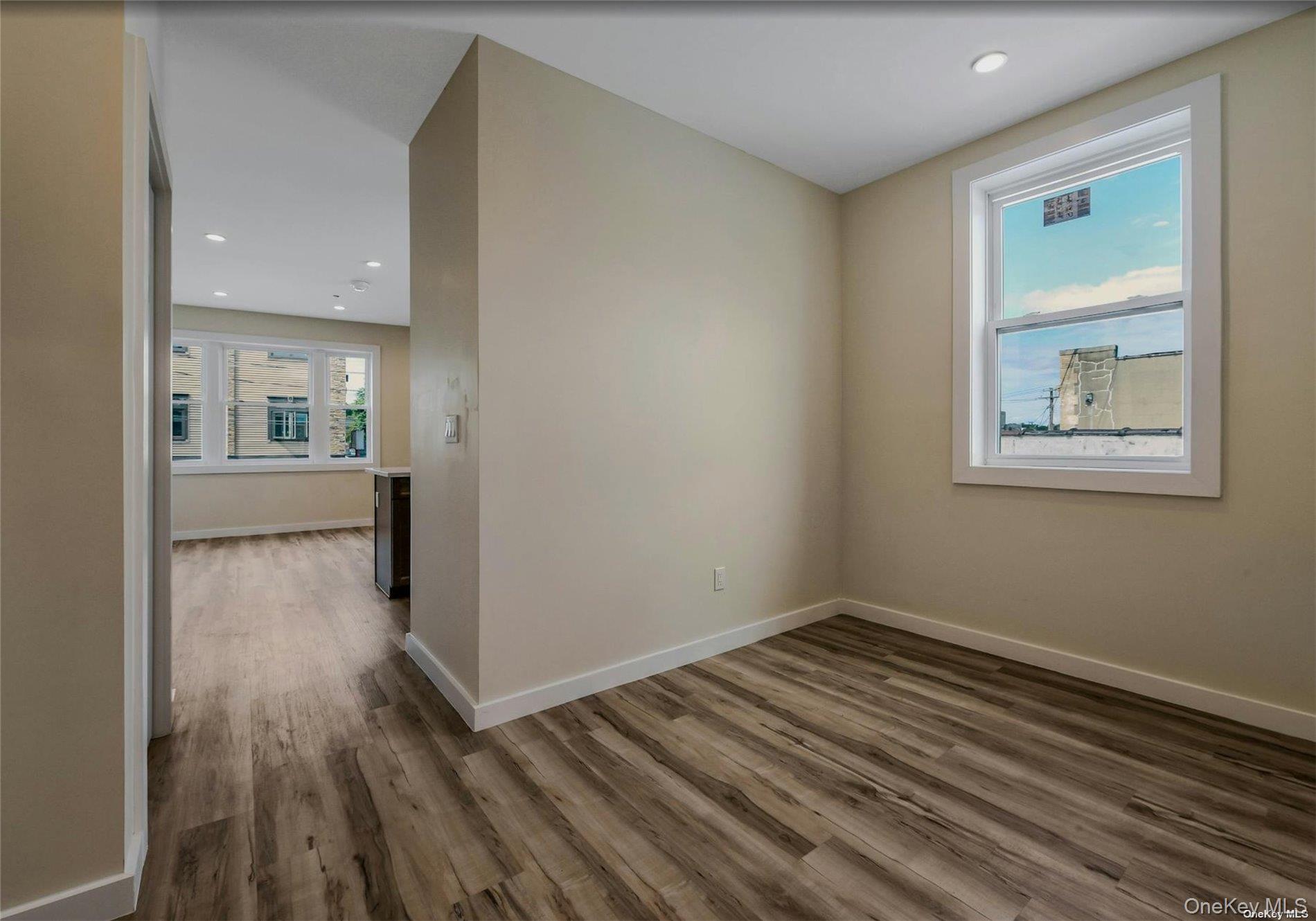 400 A New York Avenue Unit: 1