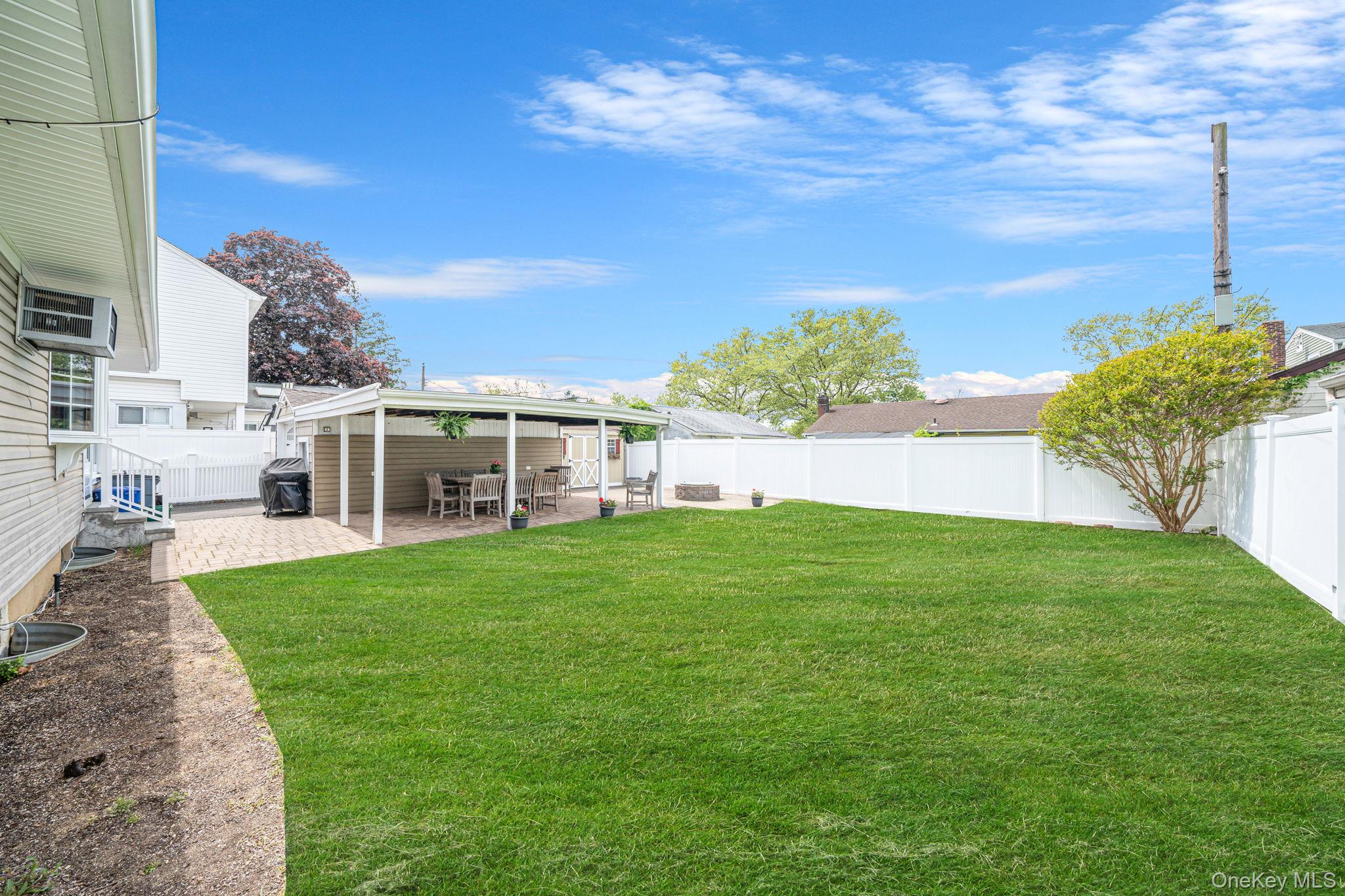 568 Chestnut Lane