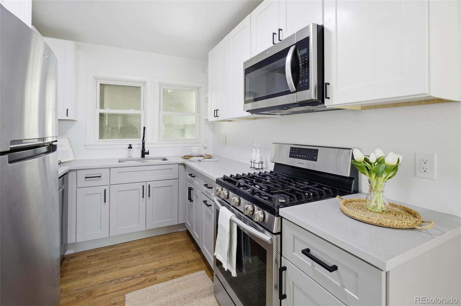 3299 W Dakota Avenue