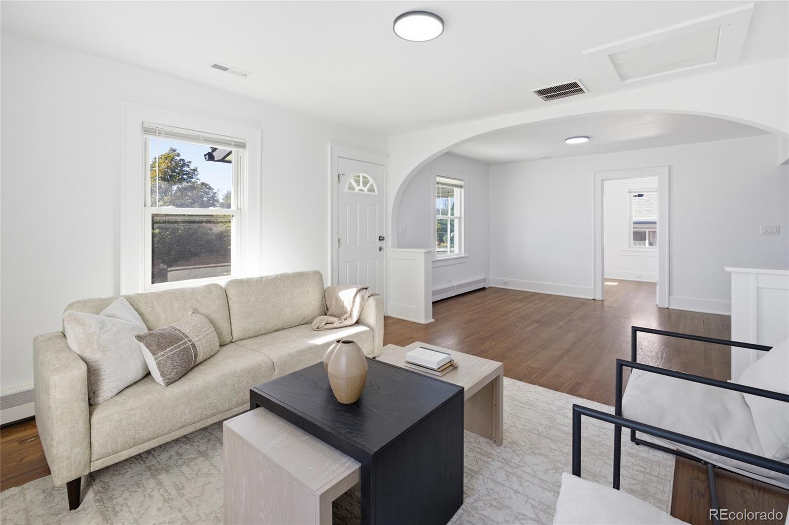 3299 W Dakota Avenue